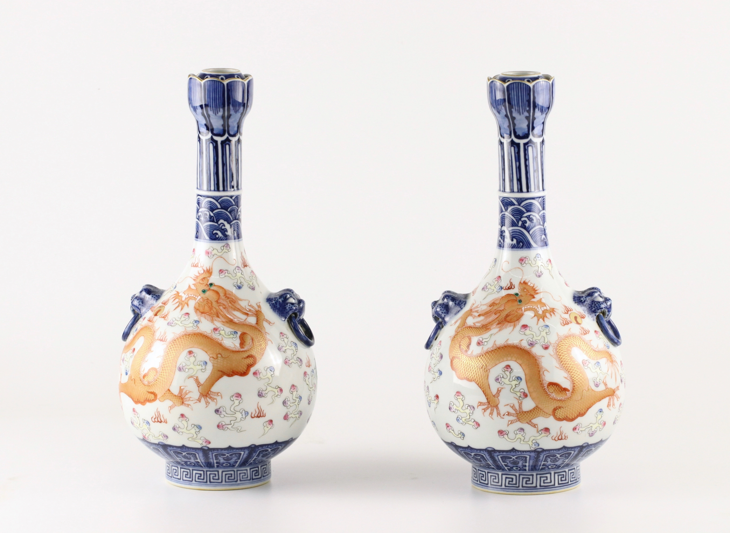 A pair of Chinese porcelain vases