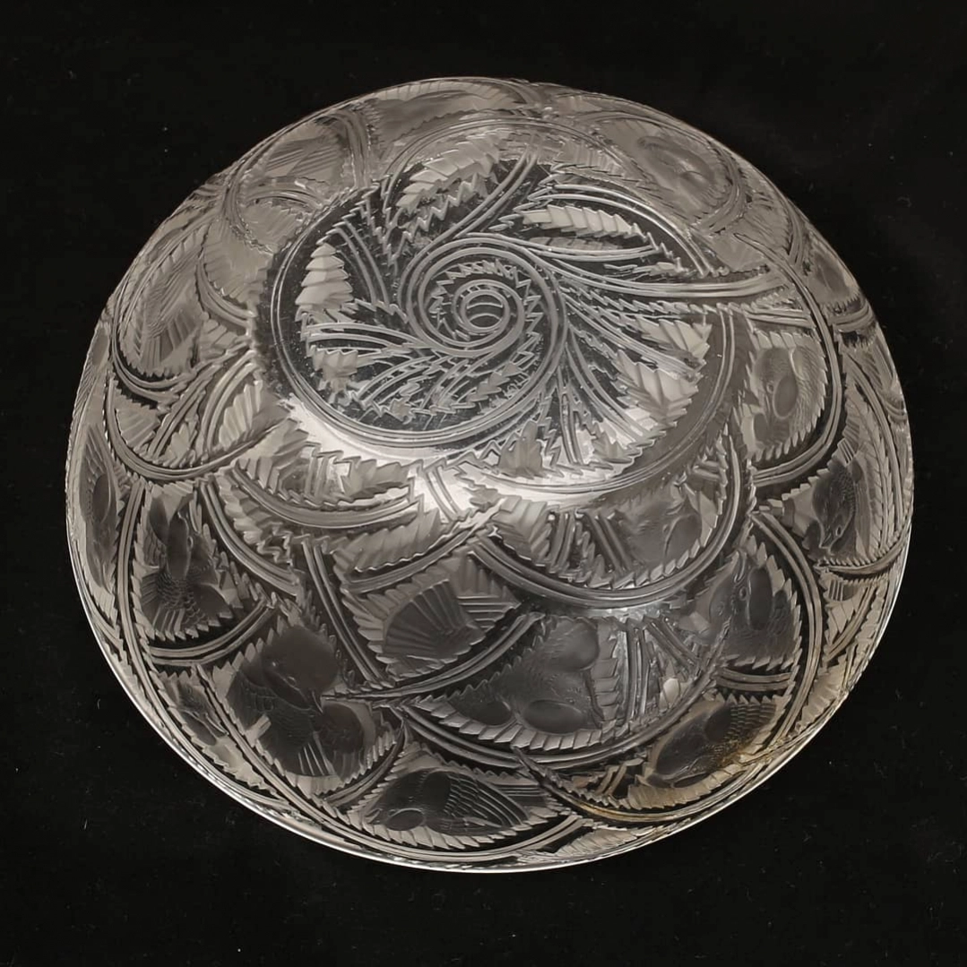 Lalique Crystal Bowl  Pinsons”