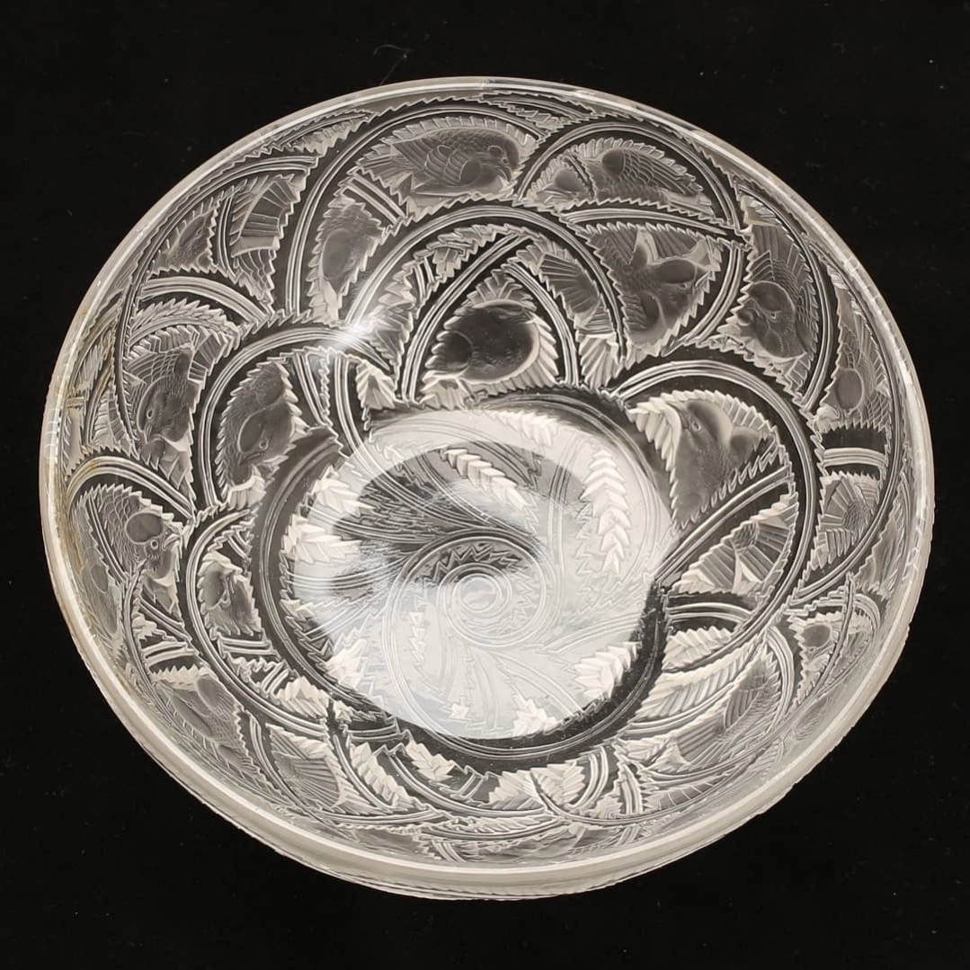 Lalique Crystal Bowl  Pinsons”