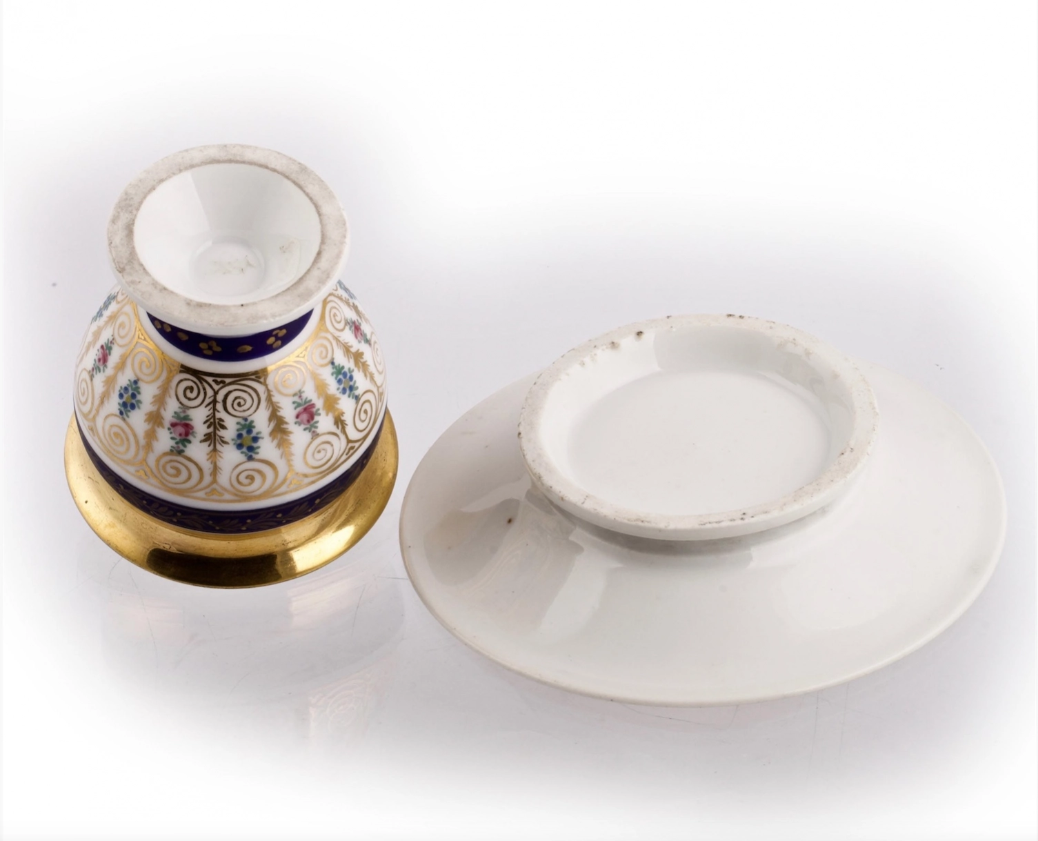 French porcelain tea cup & saucer