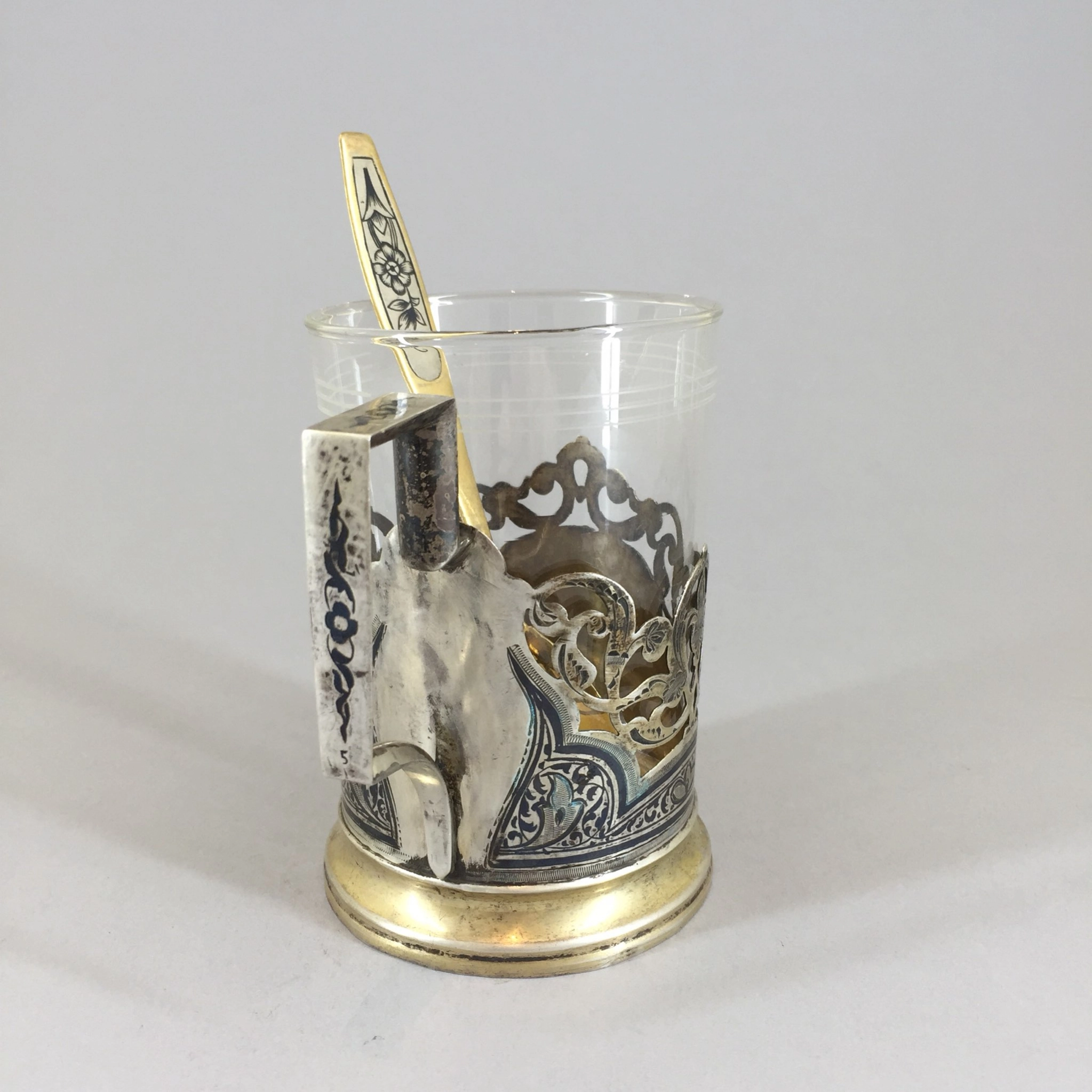 Silver cup holder 