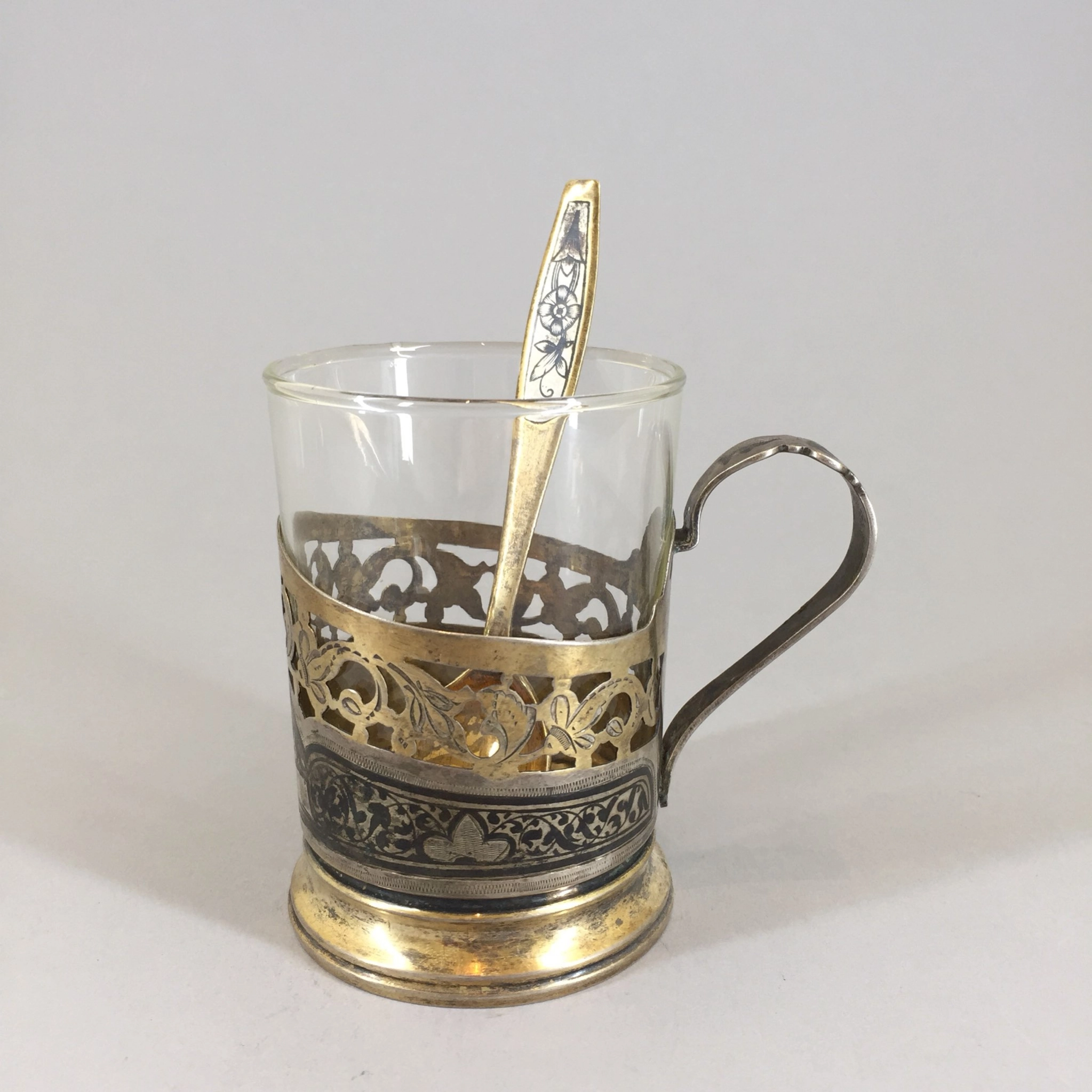 Silver cup holder 