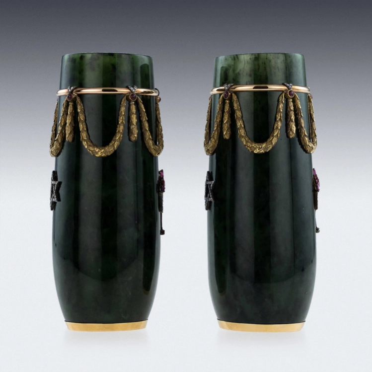 RUSSIAN STYLE 18K GOLD, NEPHRITE, DIAMONDS, RUBIES, VASES