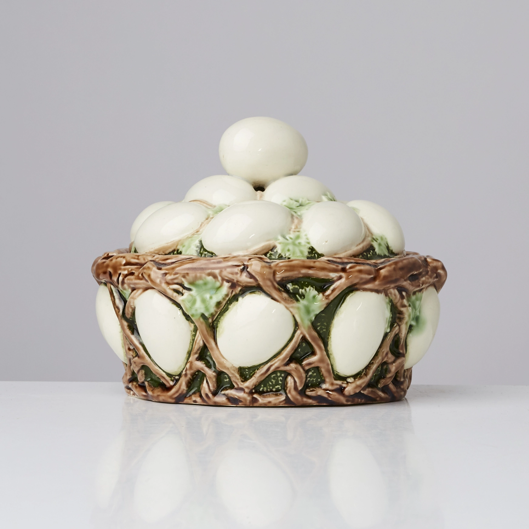 Easter dishes for eggs M.S. Kuznetsov.