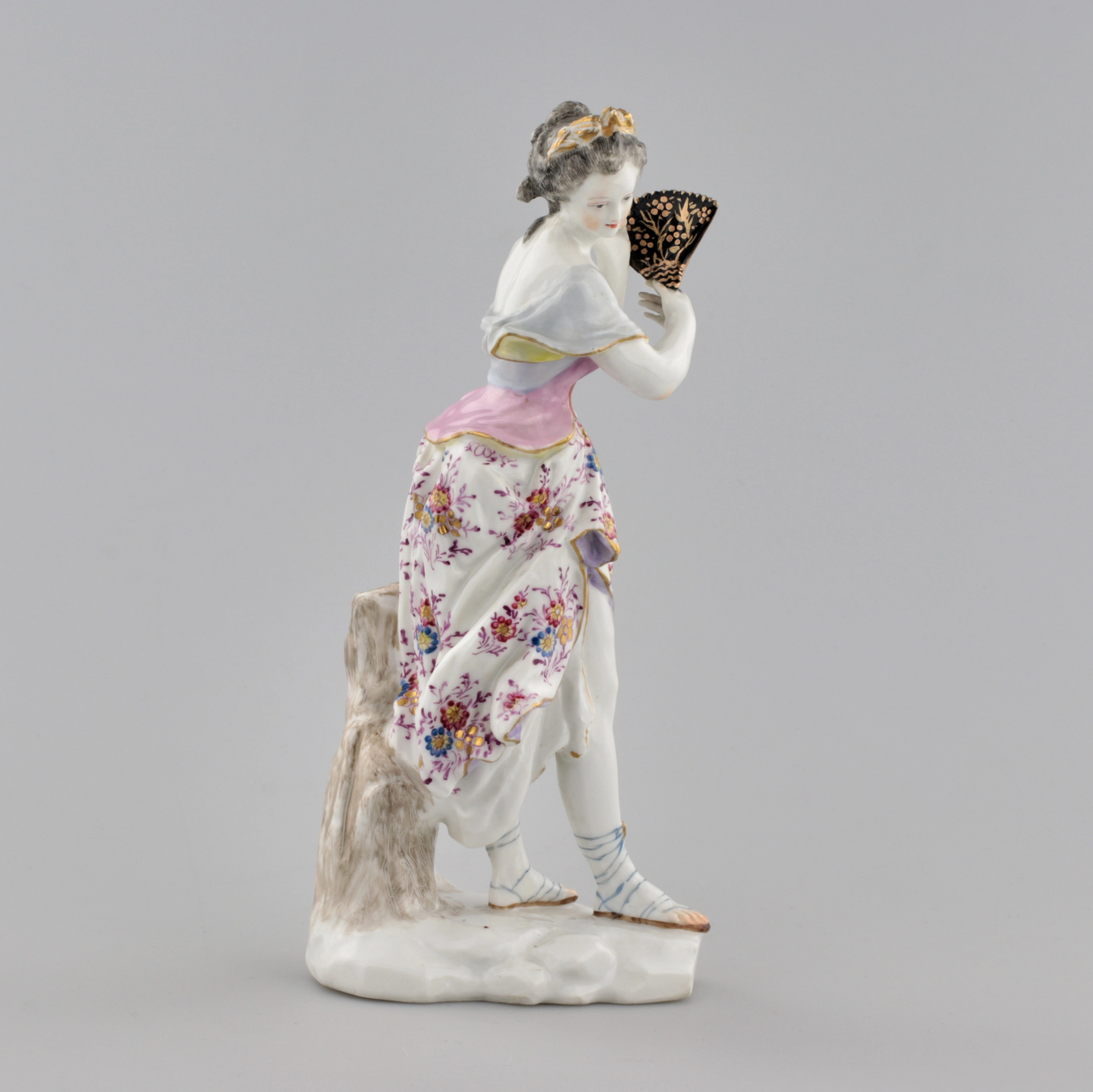 Porcelain figurine 
