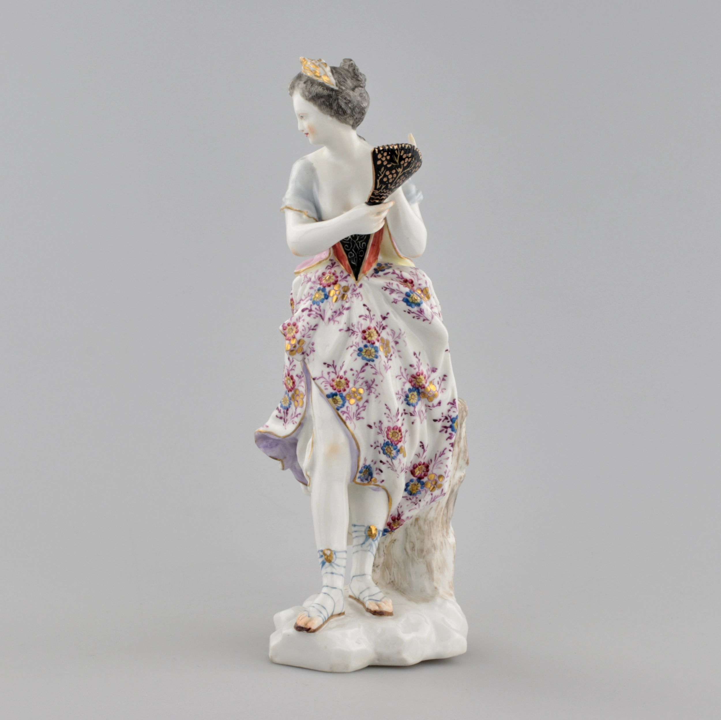 Porcelain figurine 
