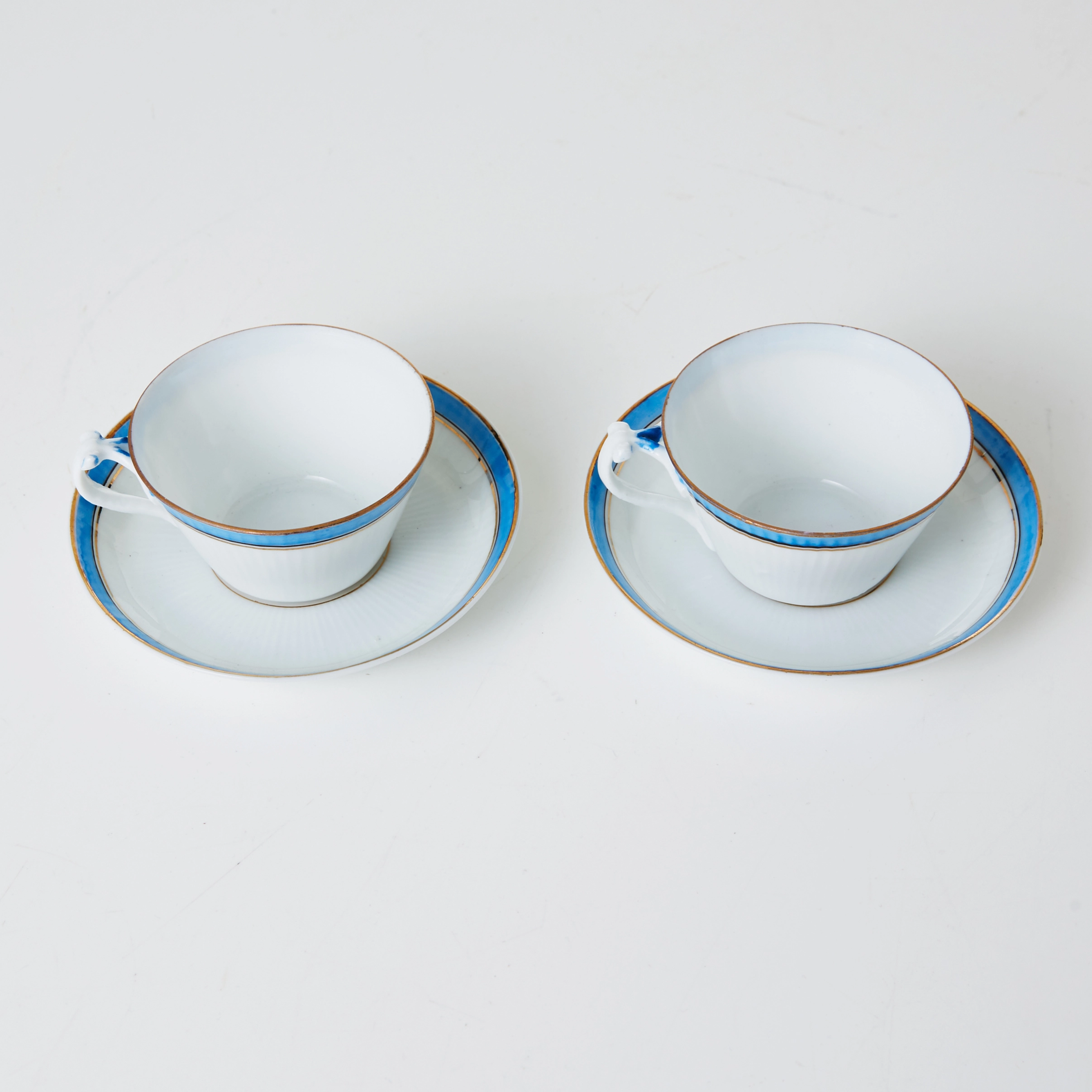 Deux paires de cafe. Gardner. 