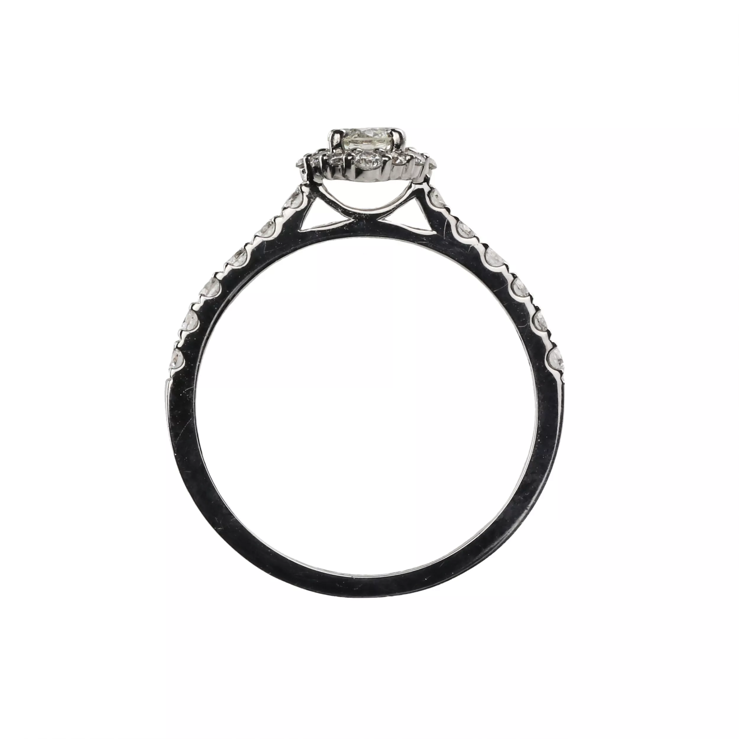Gold 18K diamond ring. 