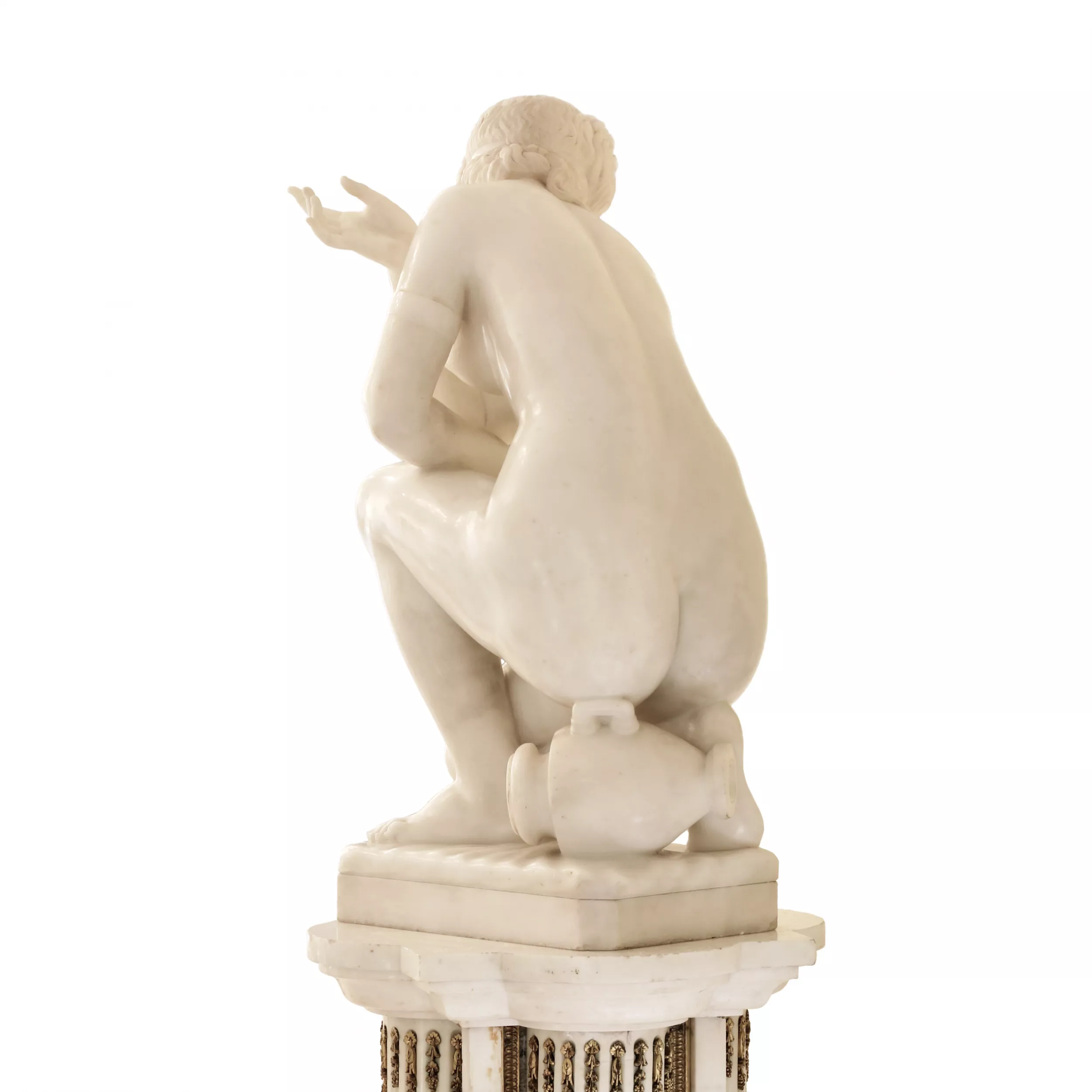 Magnifique sculpture en marbre sur console. Baignade de Venus. Italie. 19ème siècle. 