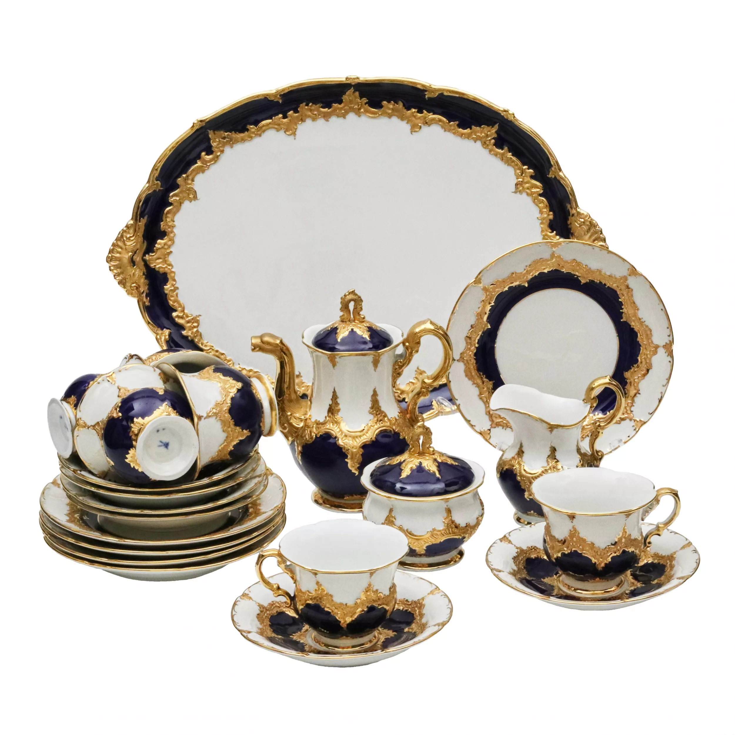 Forme B de Meissen. Service à the et cafe pour six personnes. 20ième siècle. 