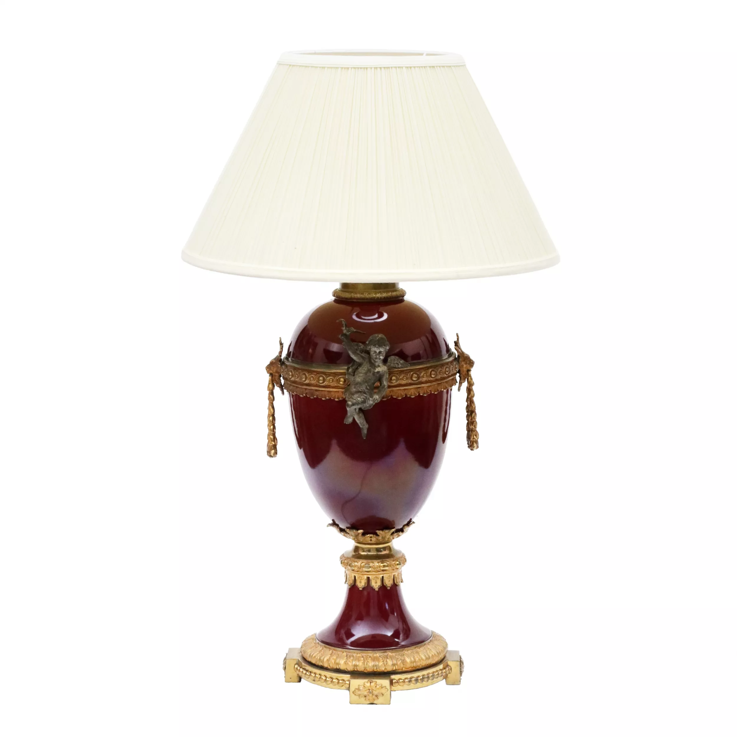 Lampe de table en porcelaine. 