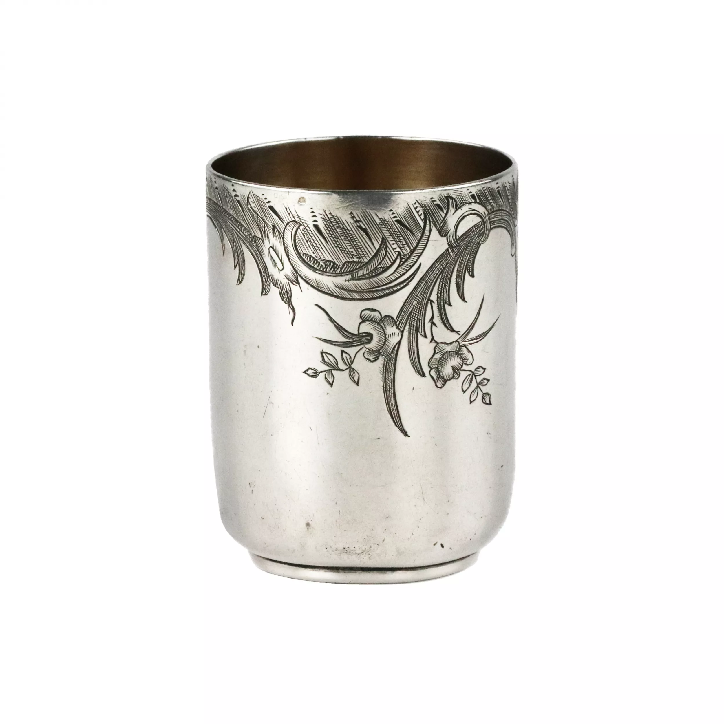 Pied en argent d`Ovchinnikov avec ligature baroque le long du bord du corps. Dernier quart du XIXe siècle. 