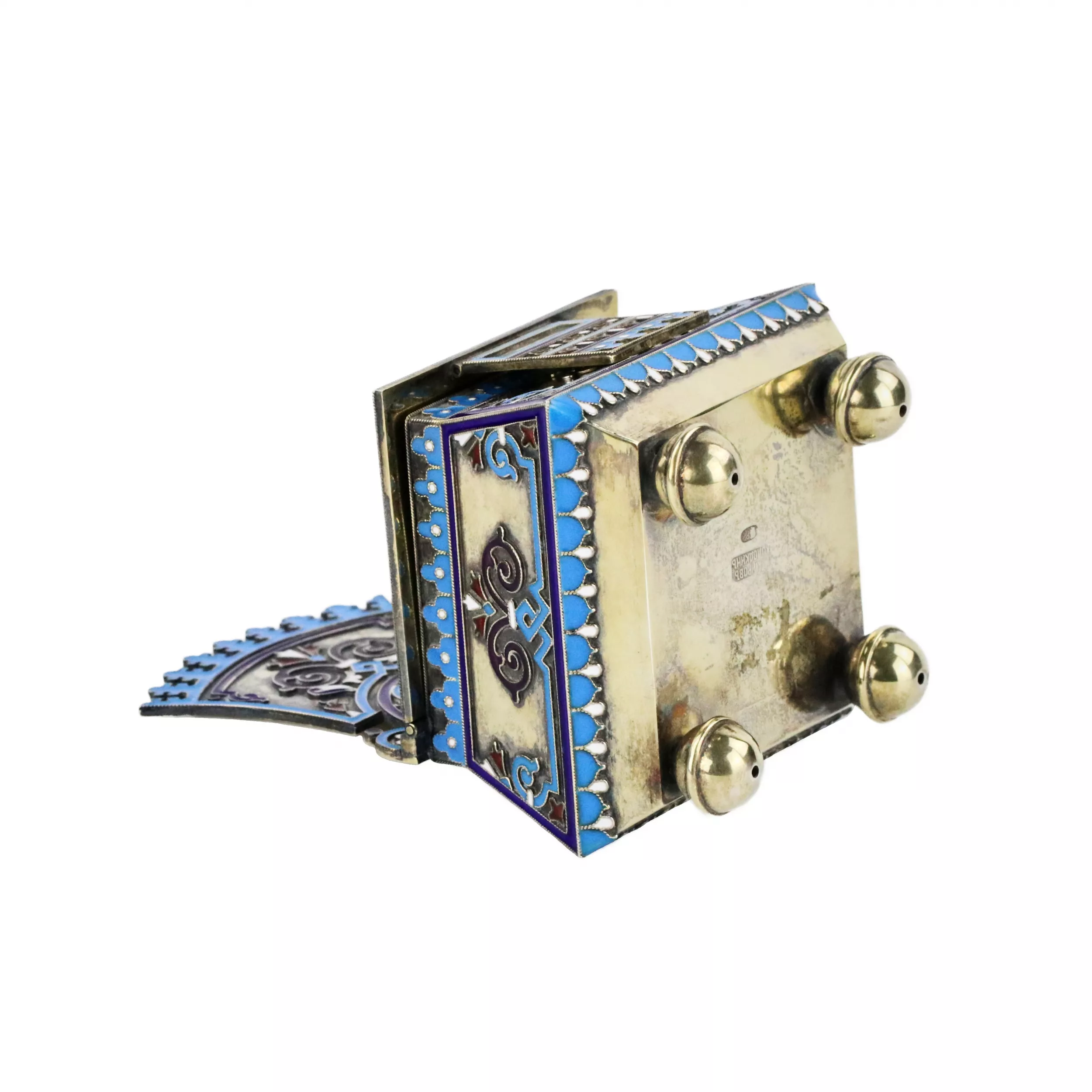 Salière de thoron en argent et emaux cloisonnes. 