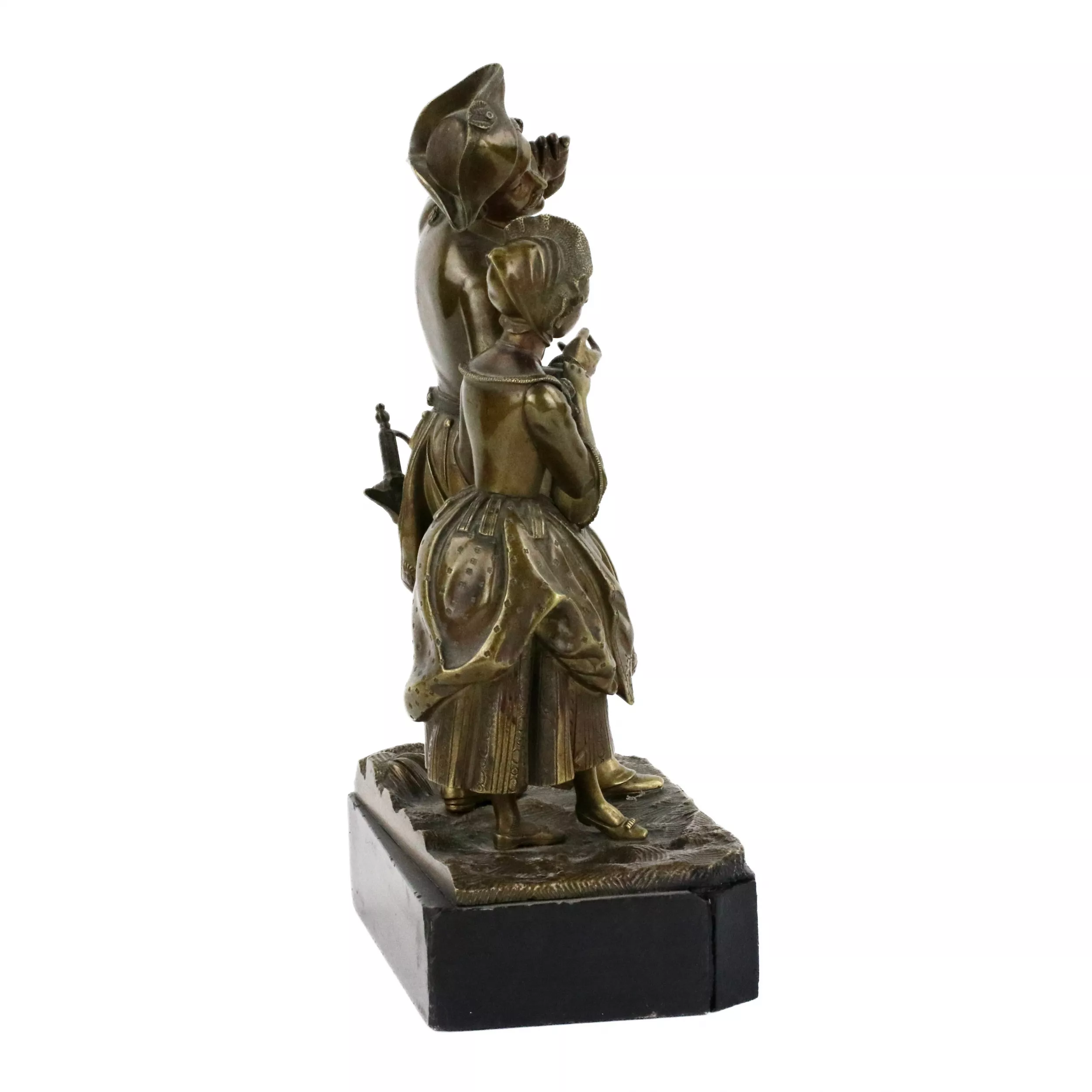 Sculpture en bronze Couple romantique. 