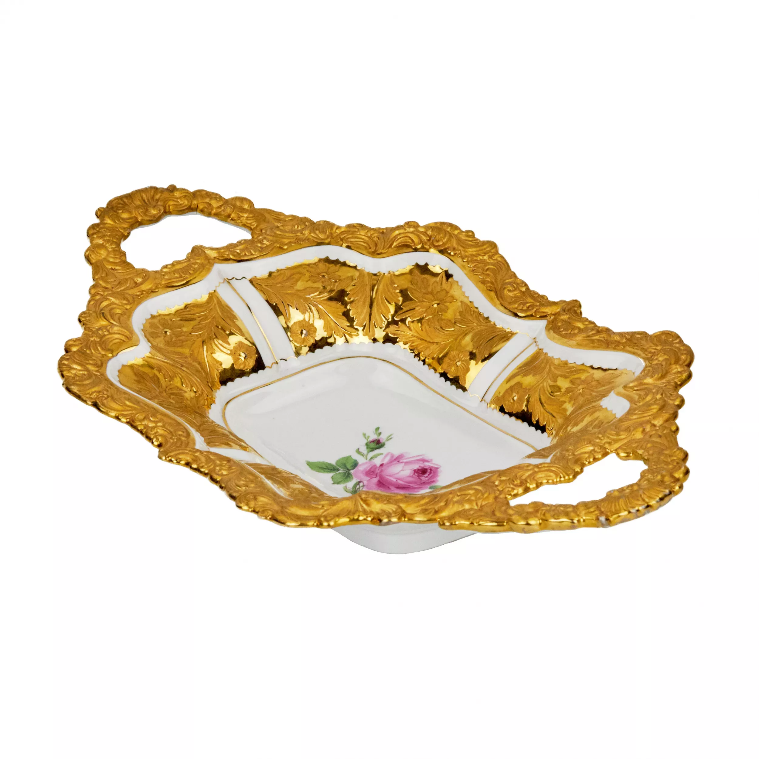 Plat de Meissen dore peint. 20ième siècle. 