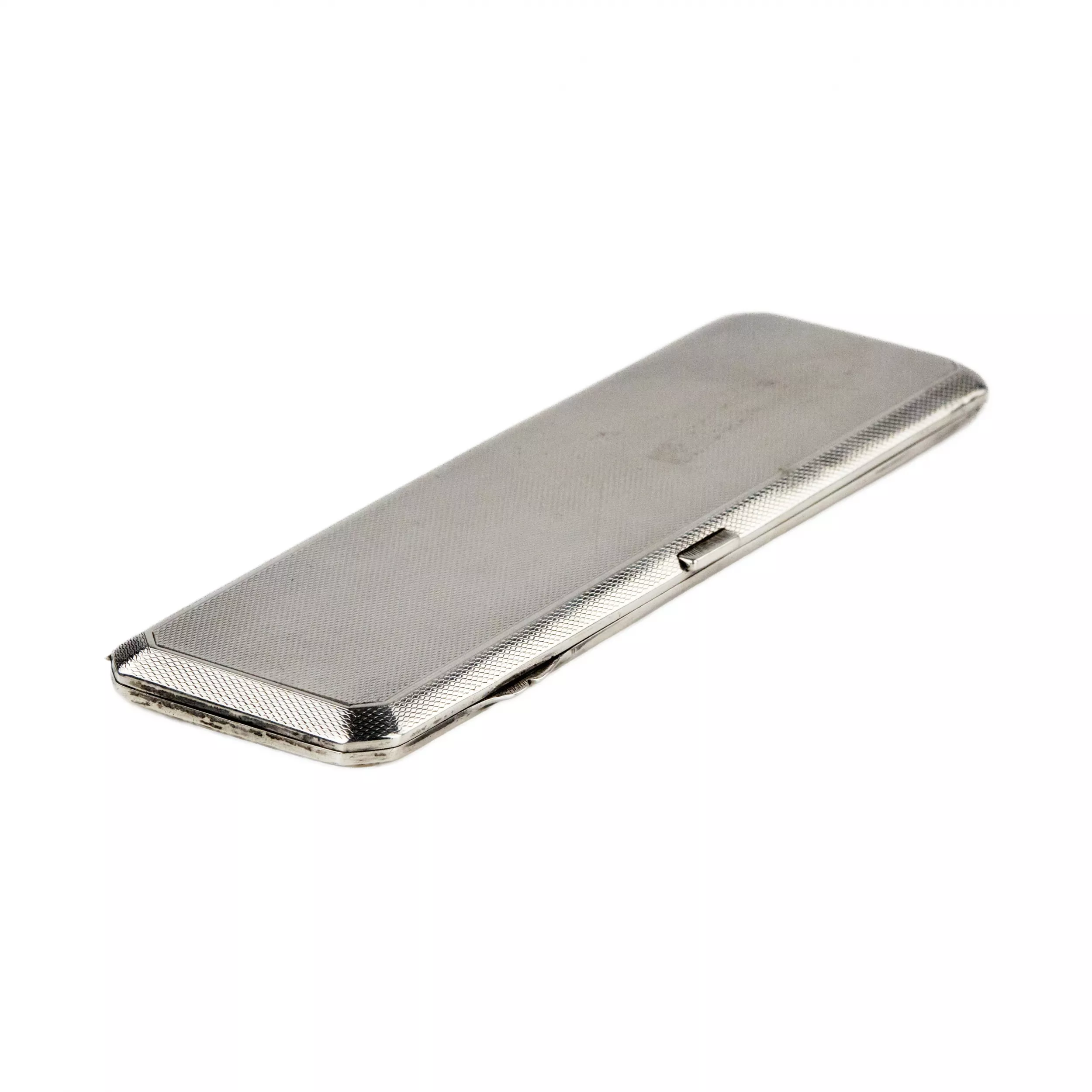Élegant boîtier anglais en argent en argent et email guilloche, epoque Art deco. 