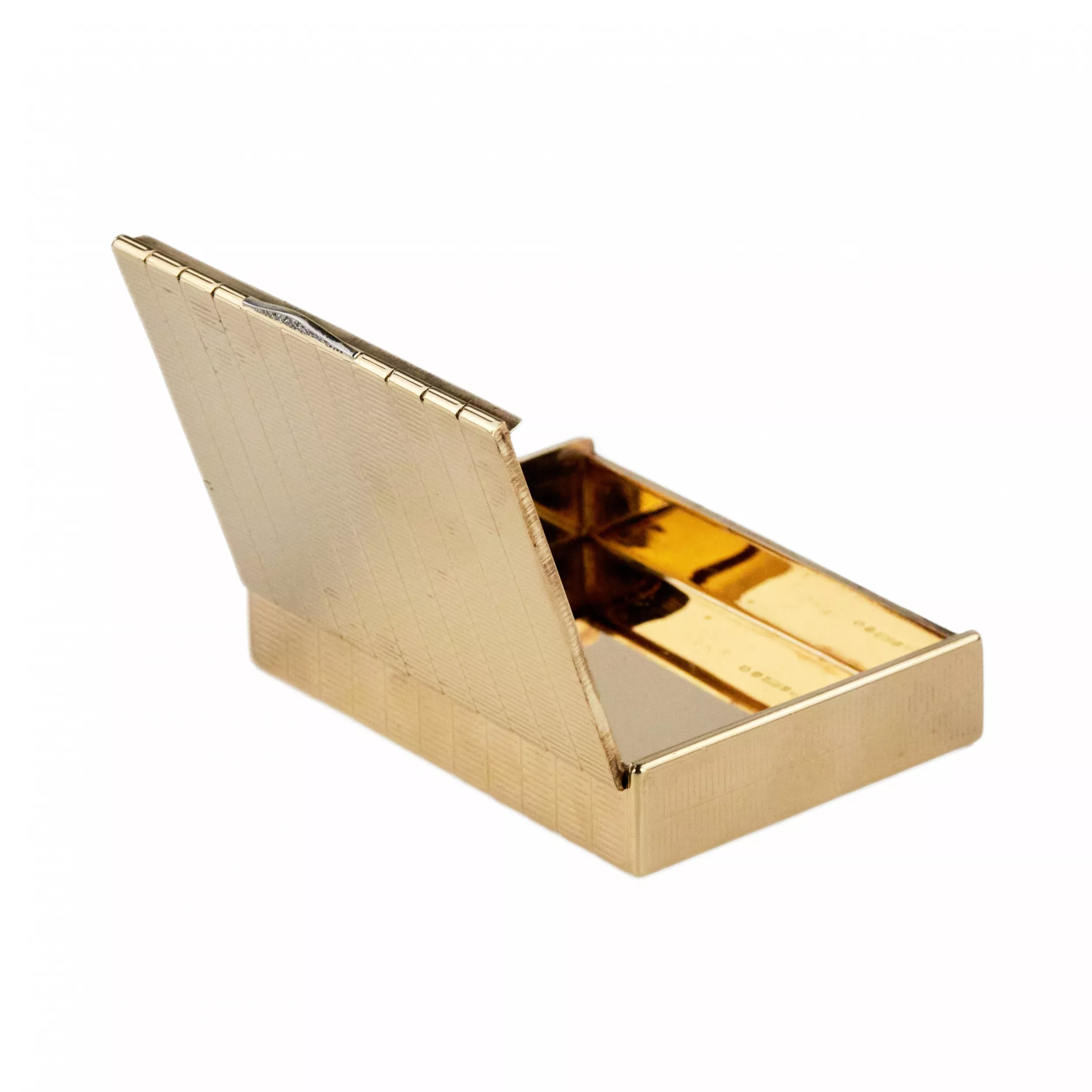 Tabatière anglaise en or. Cartier Londres 