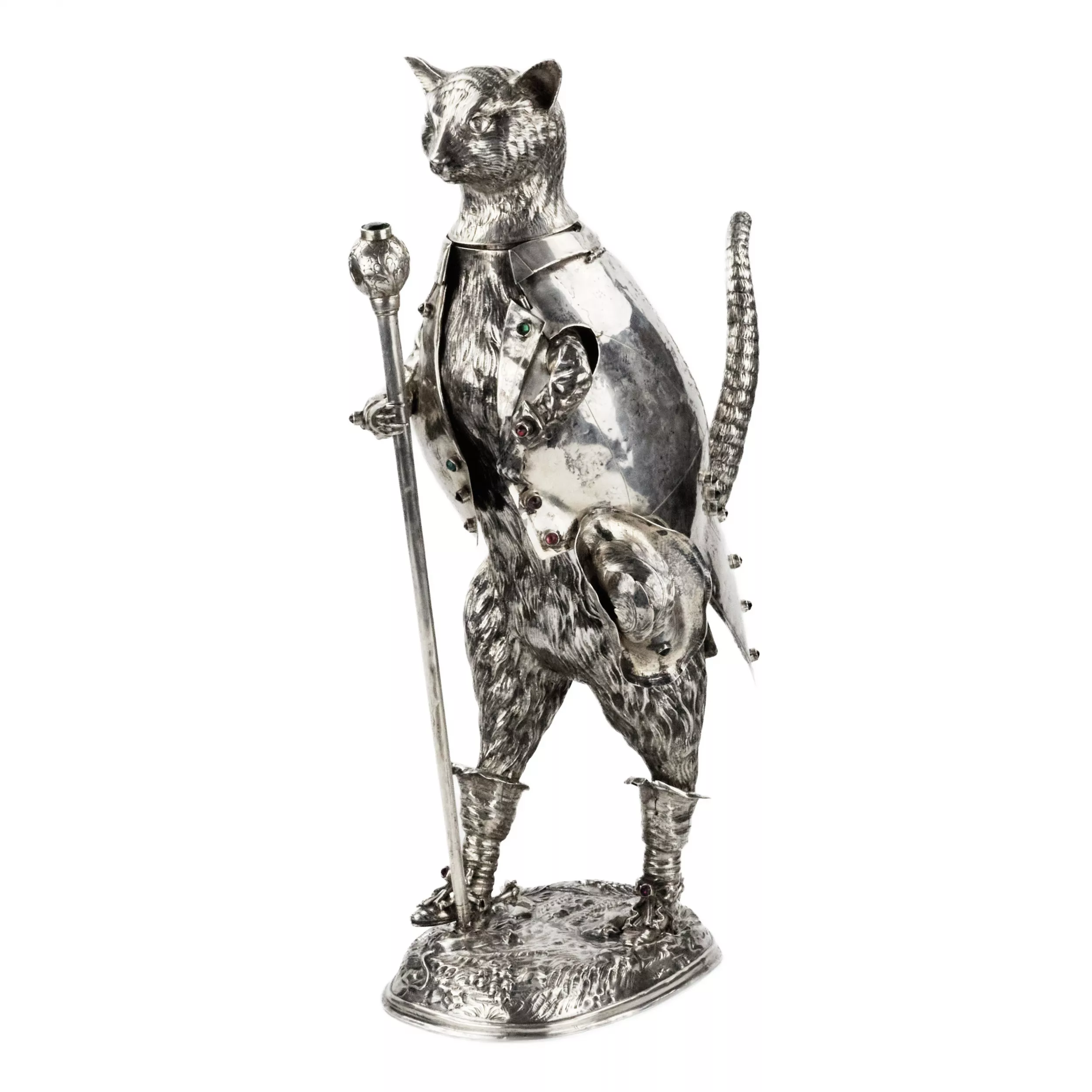 LE CHAT BOTTE. FIGURE EN ARGENT À TÊTE MOBILE, GÜNTHER GRANGESSEL ALLEMAGNE, HANAU, 1883