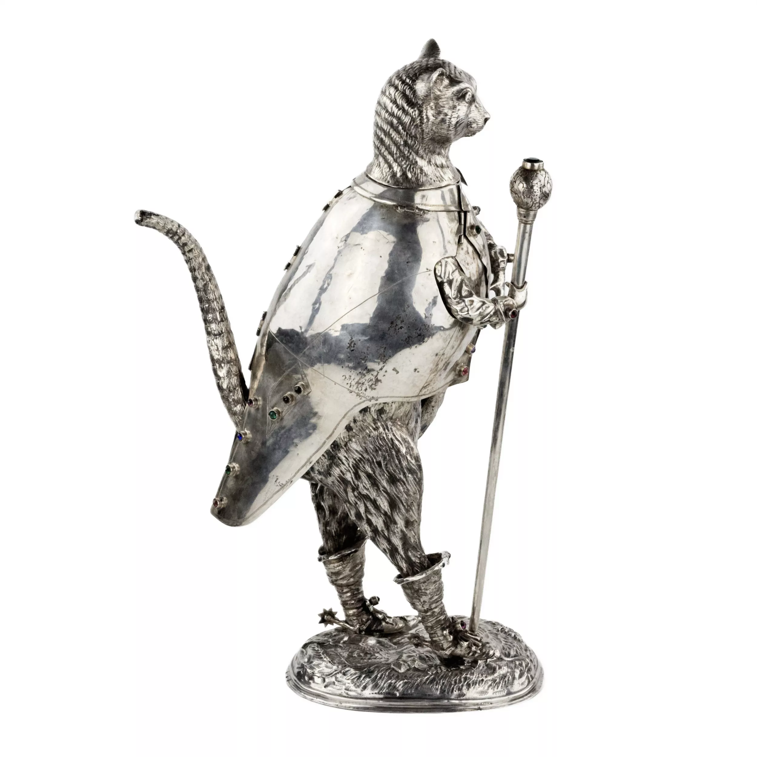 LE CHAT BOTTE. FIGURE EN ARGENT À TÊTE MOBILE, GÜNTHER GRANGESSEL ALLEMAGNE, HANAU, 1883
