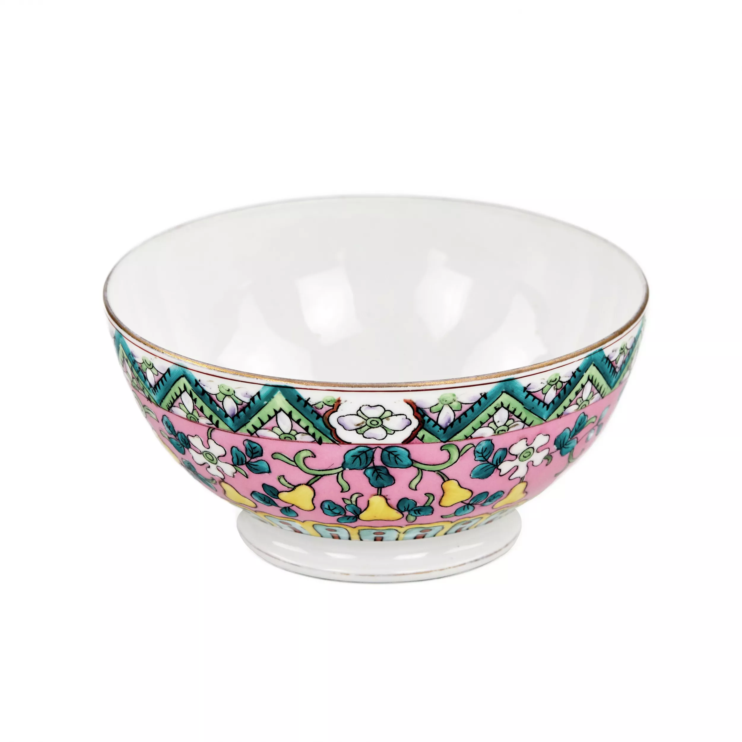 Porcelain bowl with oriental motif. Gardner. 