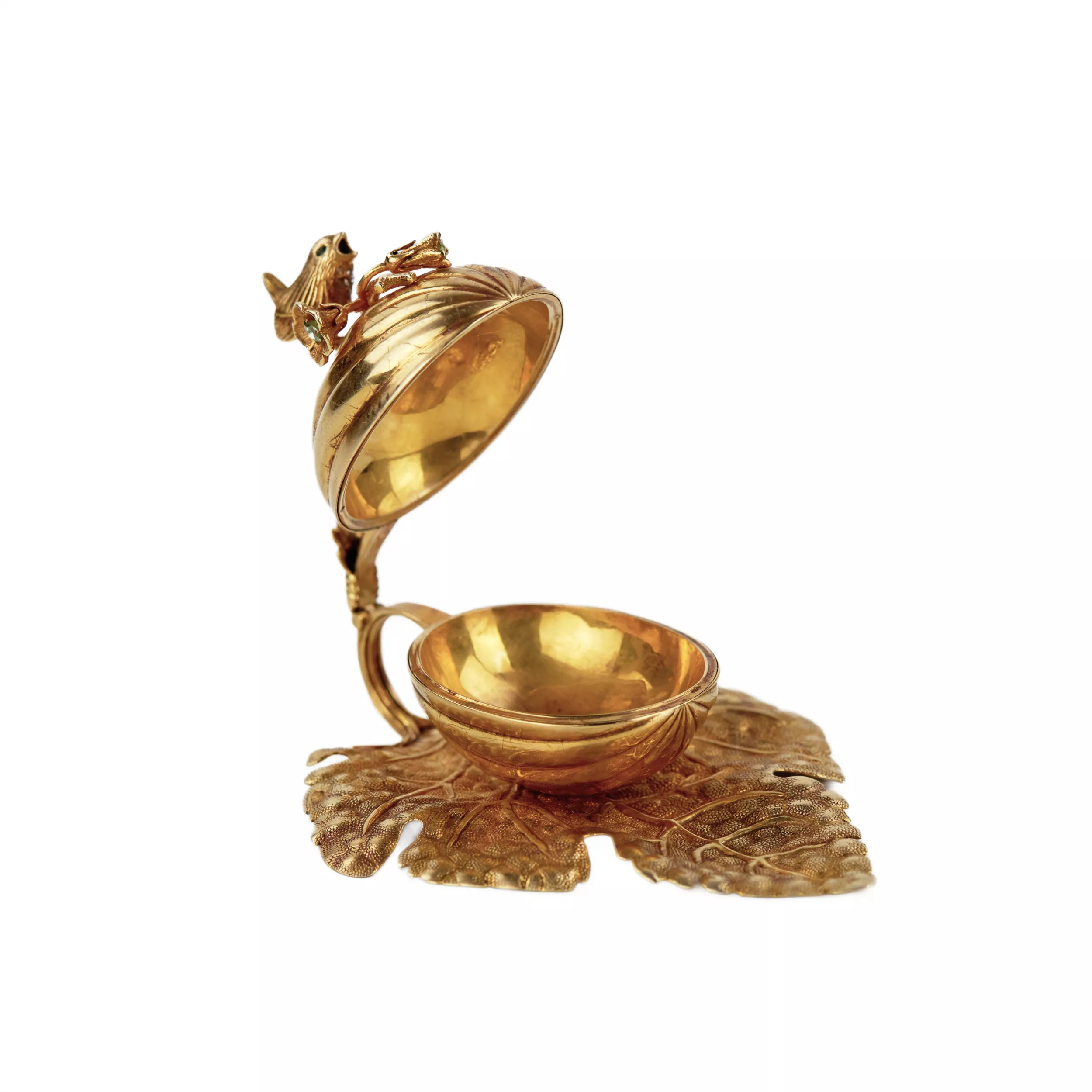 COFFRET MINIATURE EN OR EN FORME DE RÉCIPIENT D’ÉTROG. MAISON F. LORIE RUSSIE, MOSCOU, 1908-1917