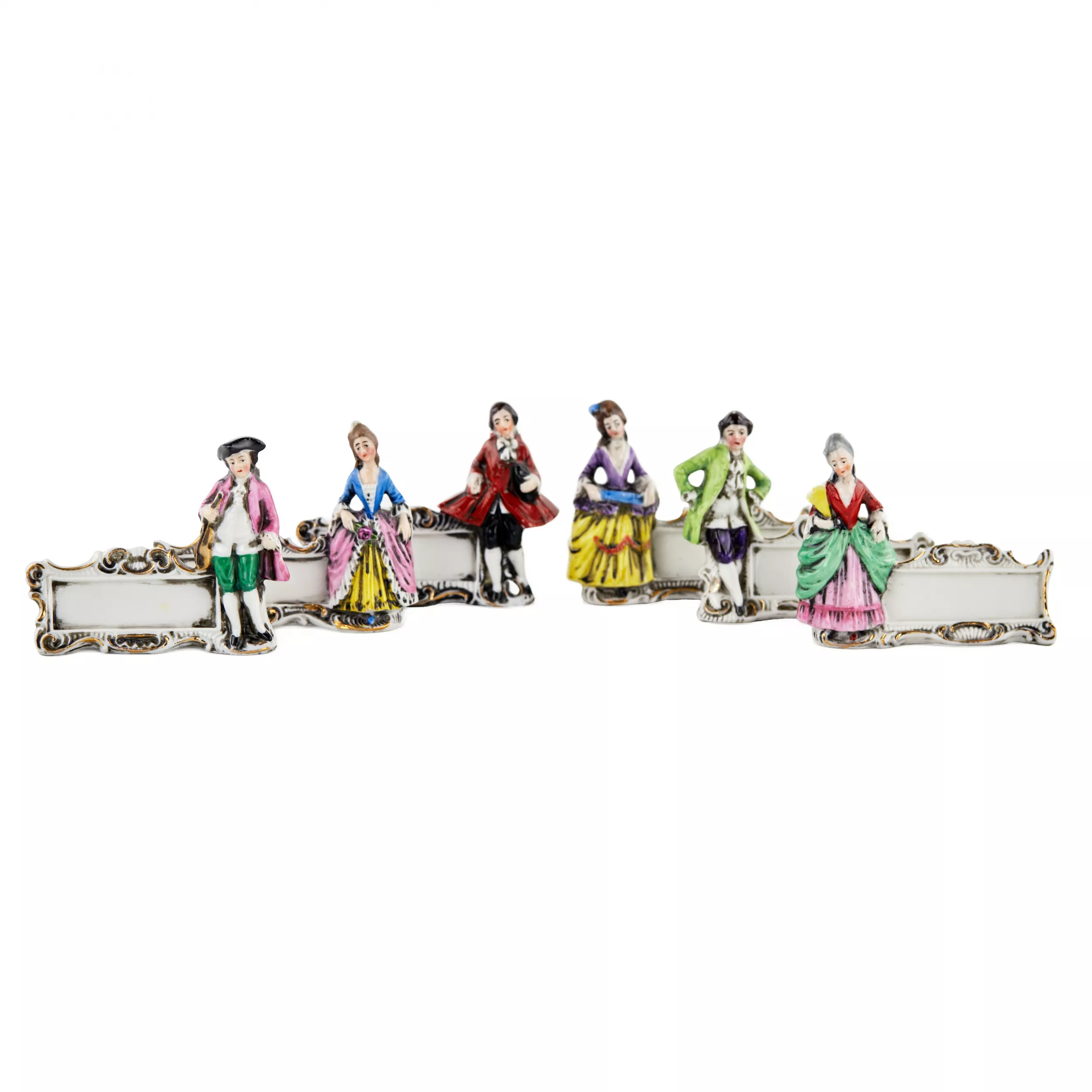Six figurines en porcelaine pour cartes de place pour la table. Allemagne. 20ième siècle. 