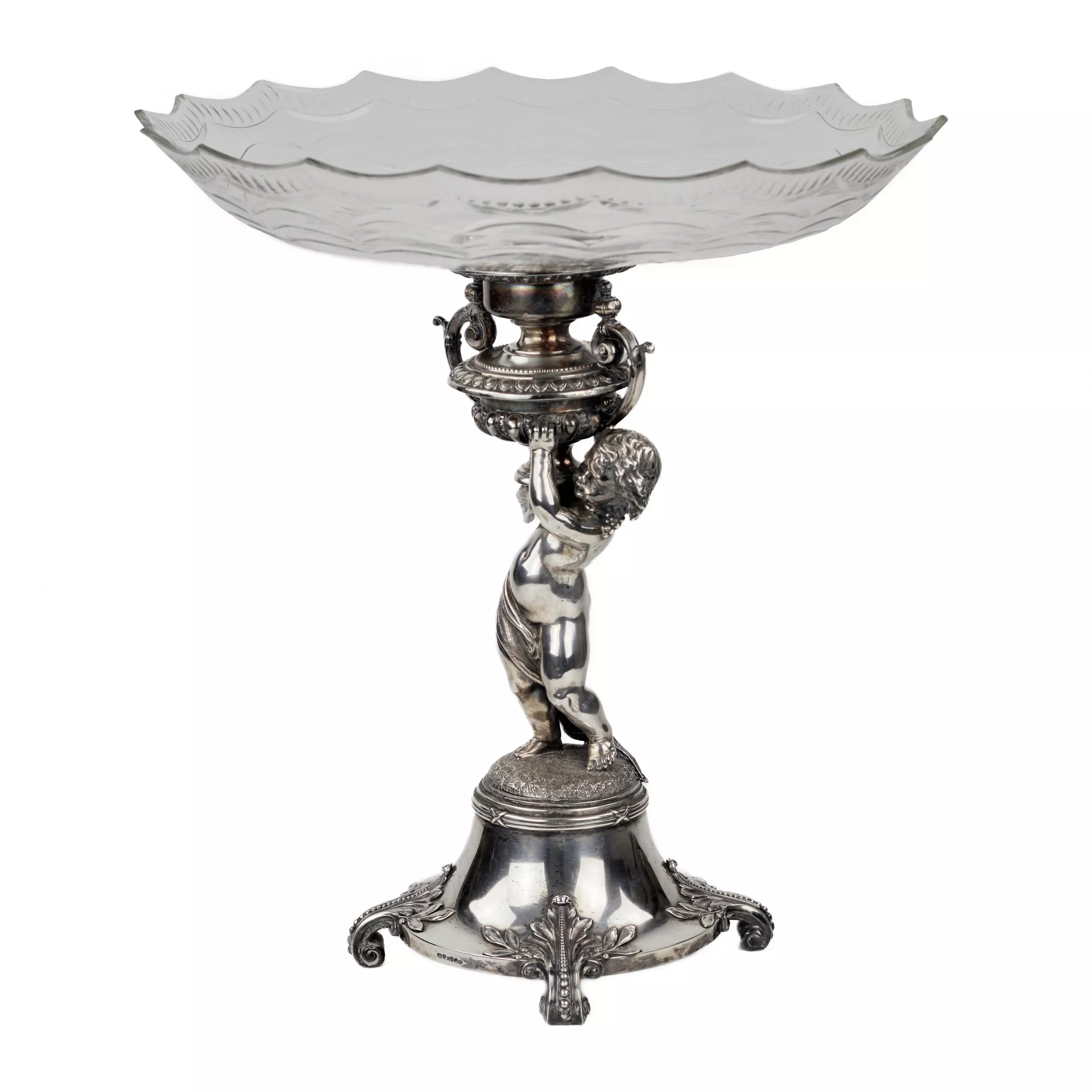 Un vase impressionnant et fruite du maître finlandais Faberge Victor Aarne. Vyborg. 1923 