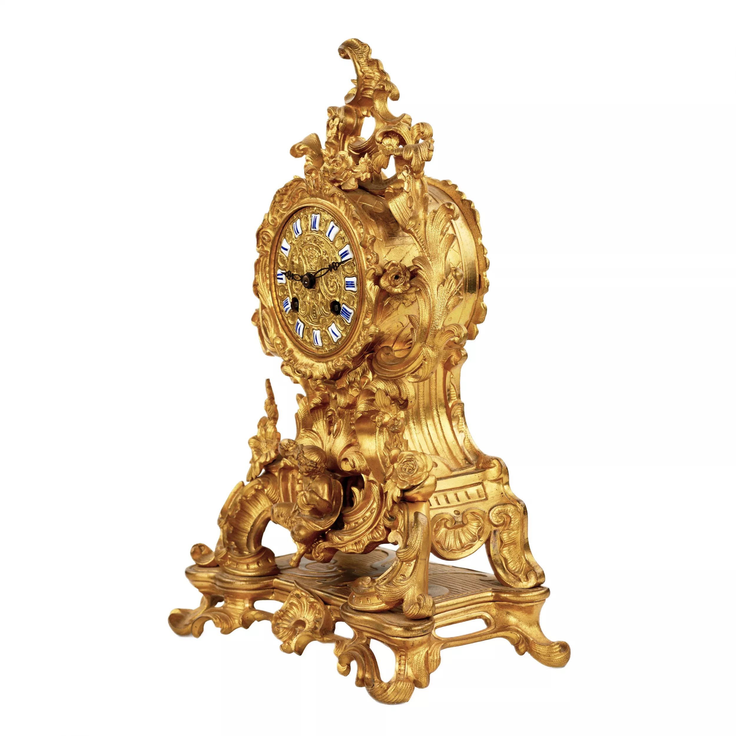Mantel clock in Rococo style. 