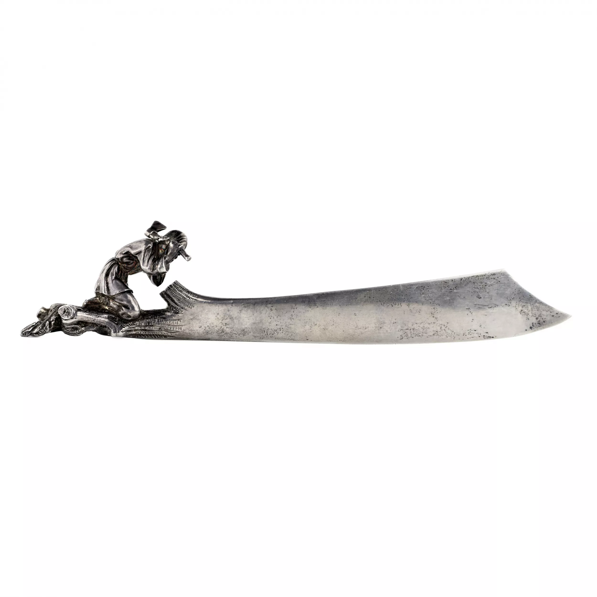 COUTEAU À LETTRES EN ARGENT AVEC FIGURE DE PAYSAN, MAISON KARL FABERGÉ, MOSCOU, ANNÉES 1880