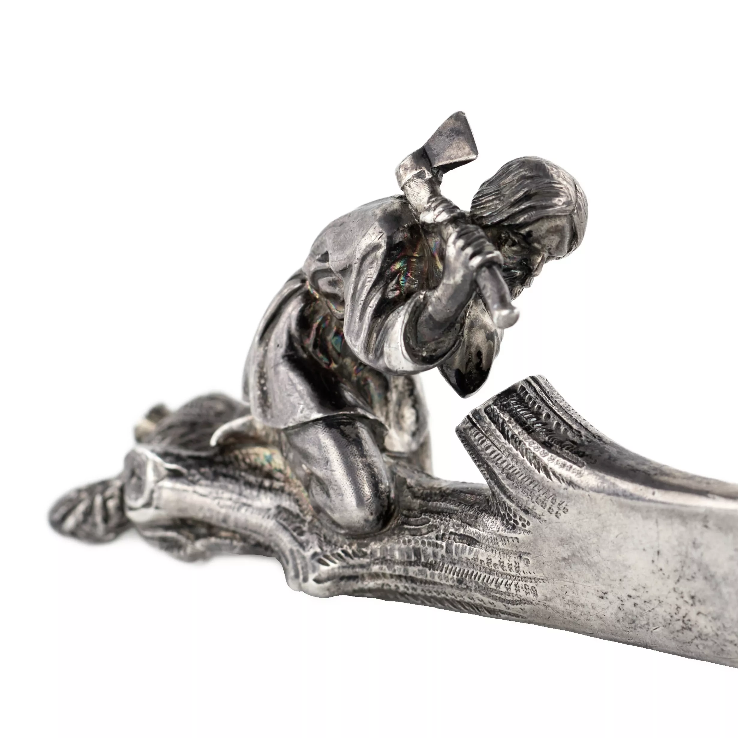 COUTEAU À LETTRES EN ARGENT AVEC FIGURE DE PAYSAN, MAISON KARL FABERGÉ, MOSCOU, ANNÉES 1880