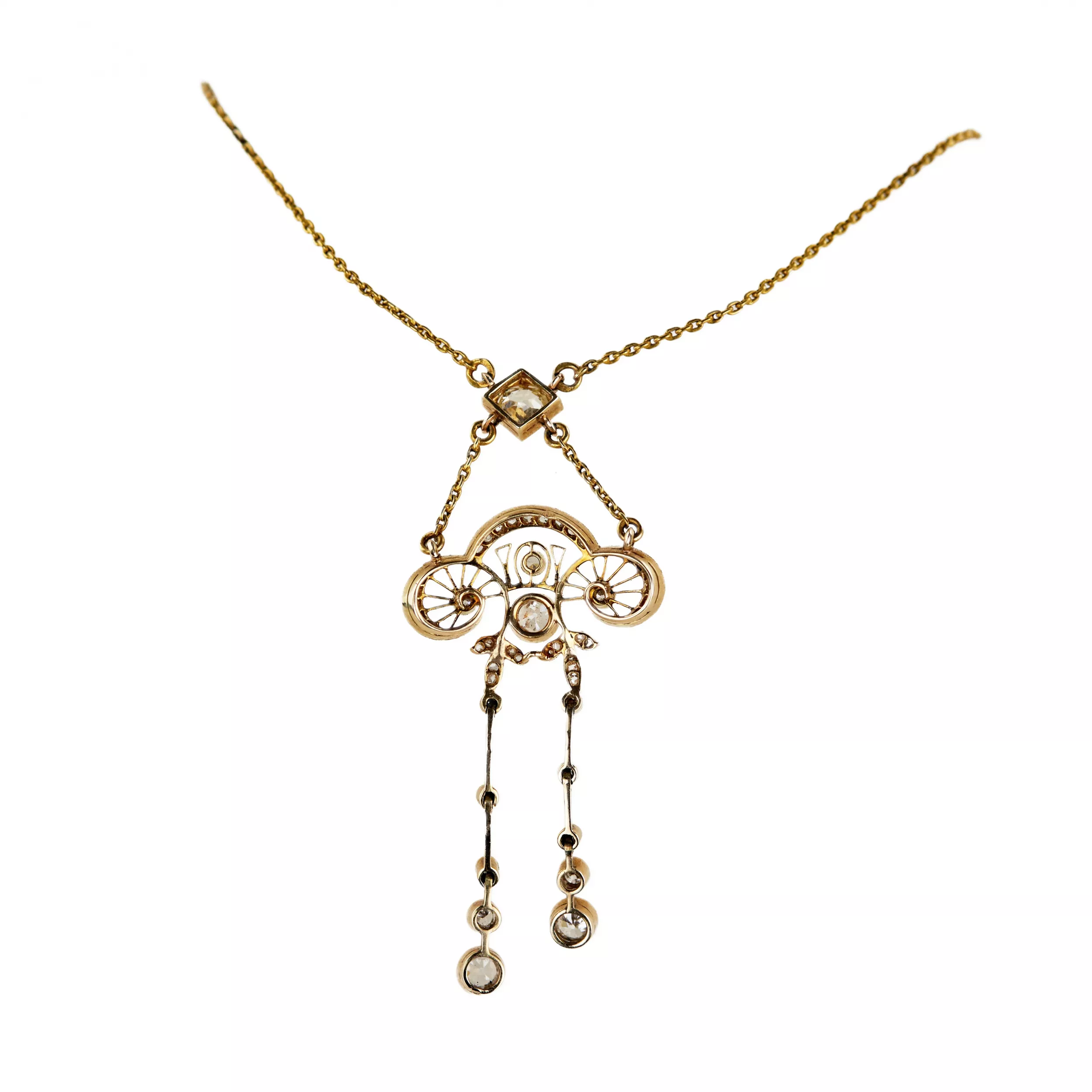 EXQUISITE ART NOUVEAU GOLD PENDANT WITH DIAMONDS. RUSSIA, TURN OF THE 20TH CENTURY