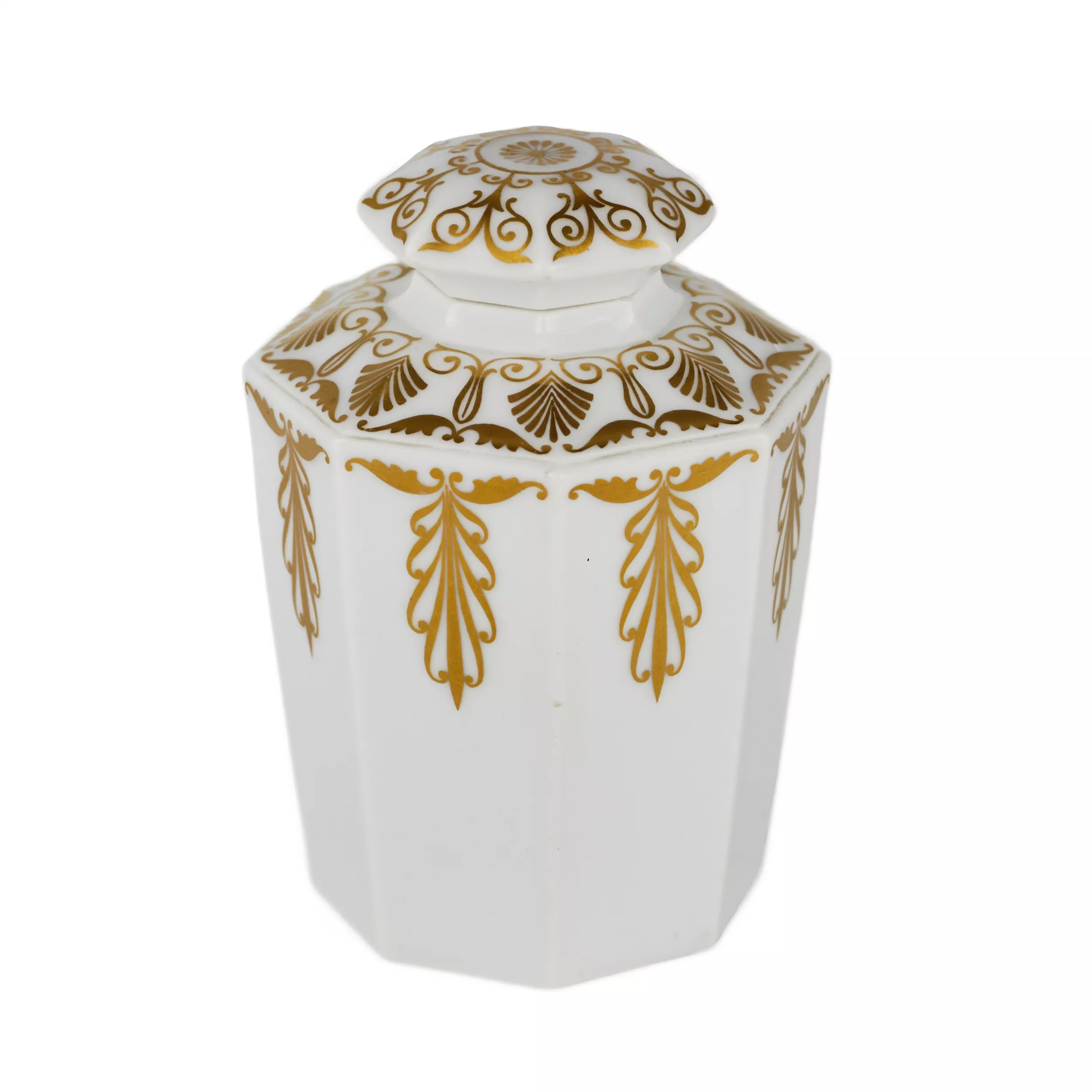 Boîte à the. Manufacture imperiale de porcelaine. Nicolas II, 1913.