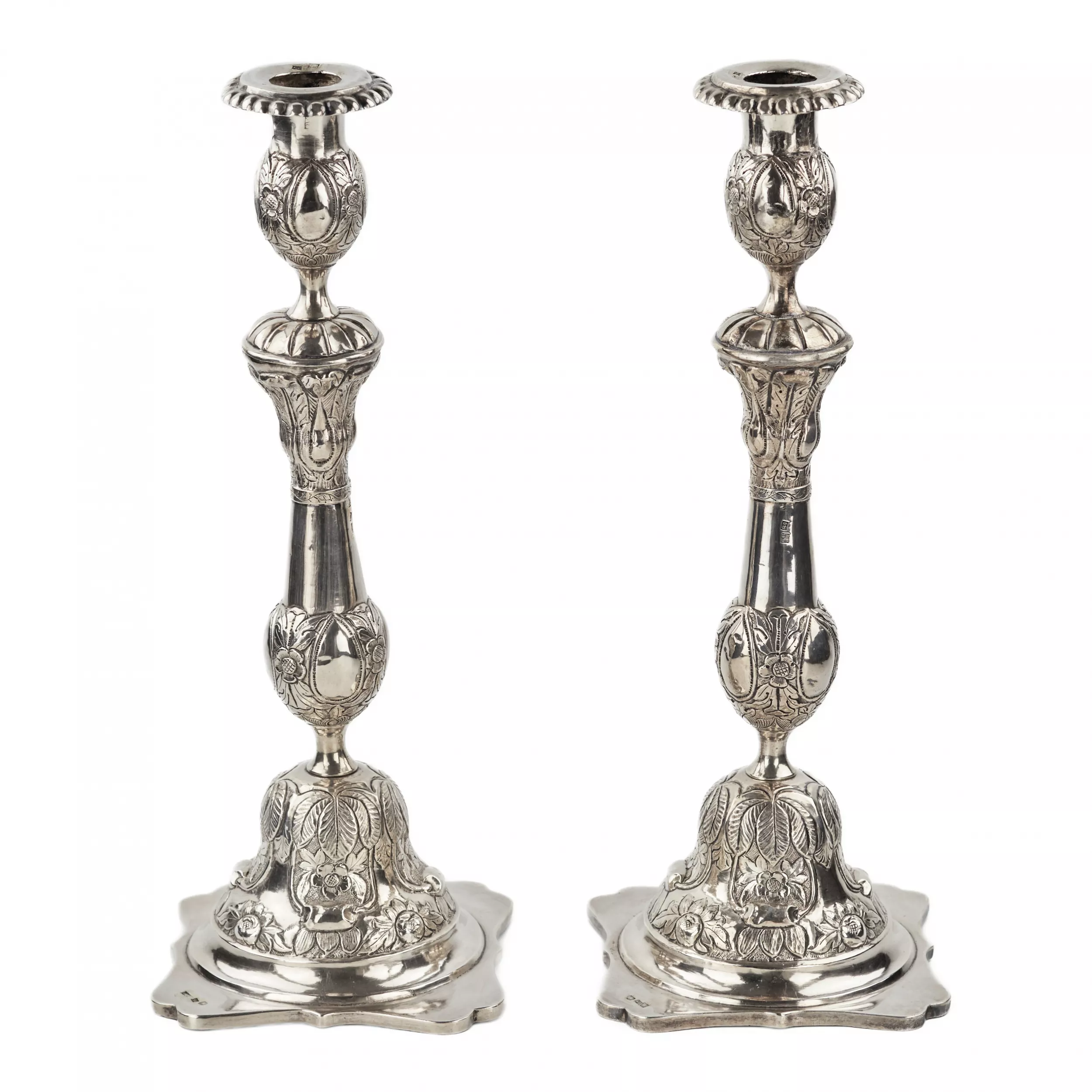 Une paire de chandeliers du samedi en argent. Kyiv 1878 