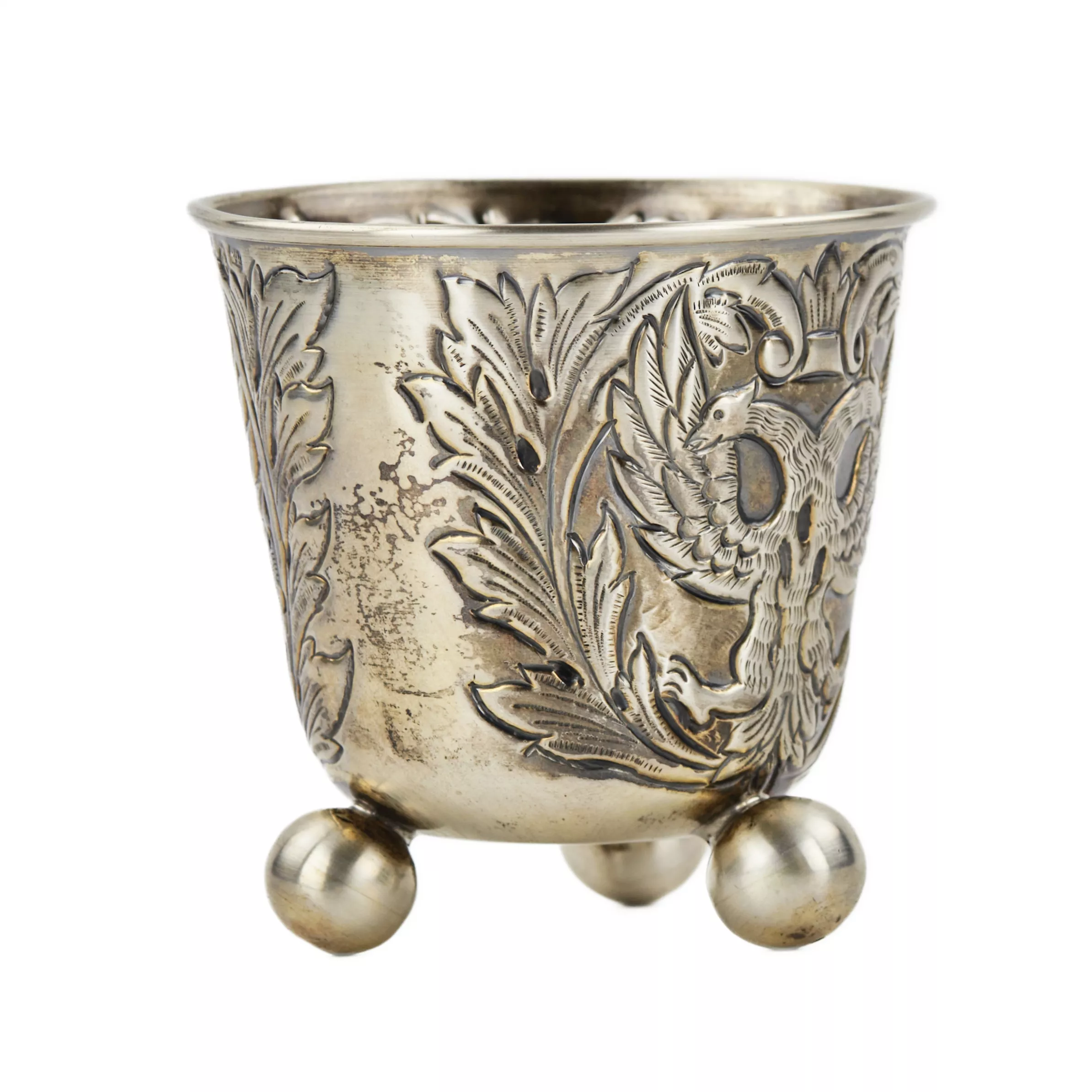 Coupe en argent avec l`image d`un aigle à deux têtes. Moscou, Empire russe.