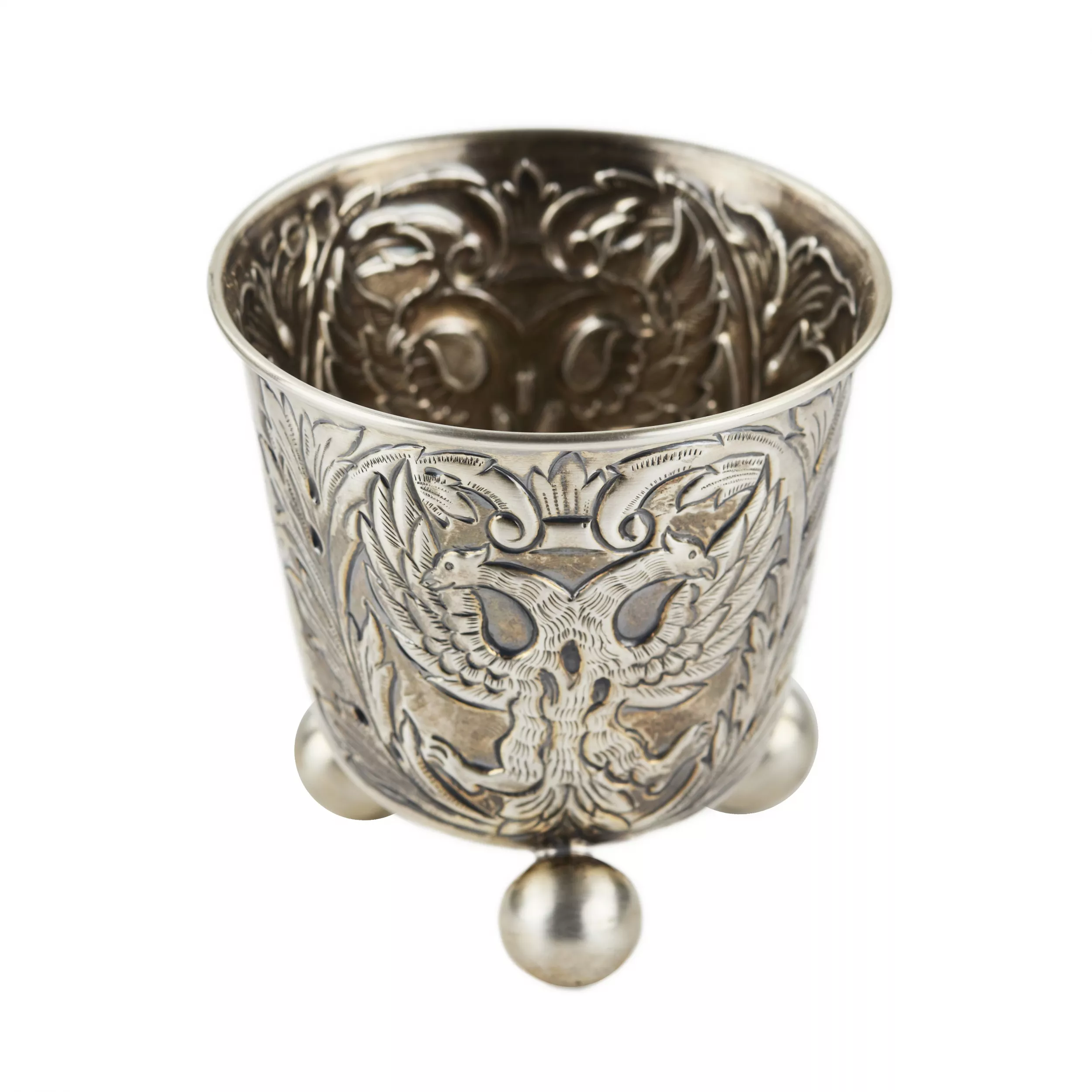 Coupe en argent avec l`image d`un aigle à deux têtes. Moscou, Empire russe.