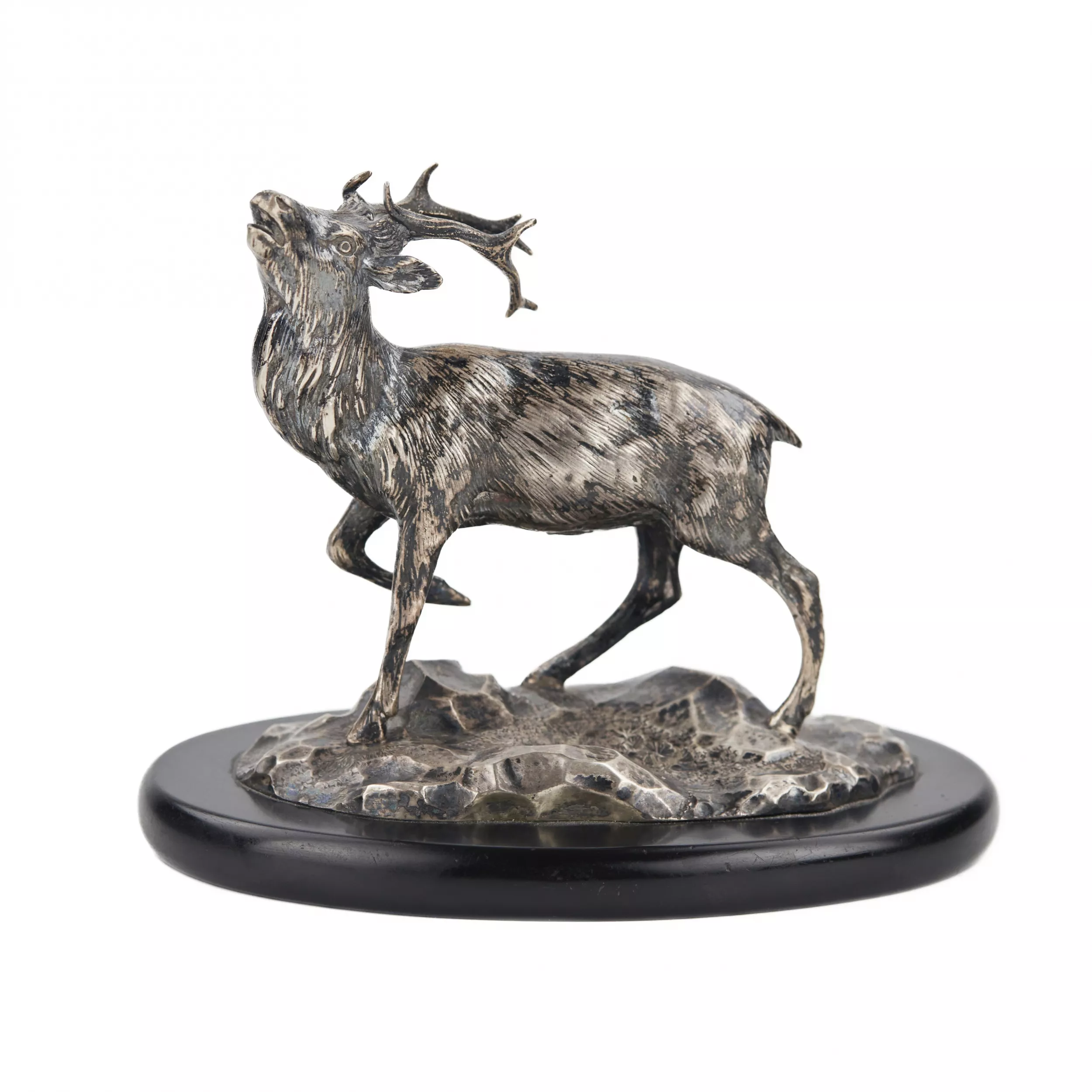 Cerf argente. Frères Grachev. 20ième siècle.