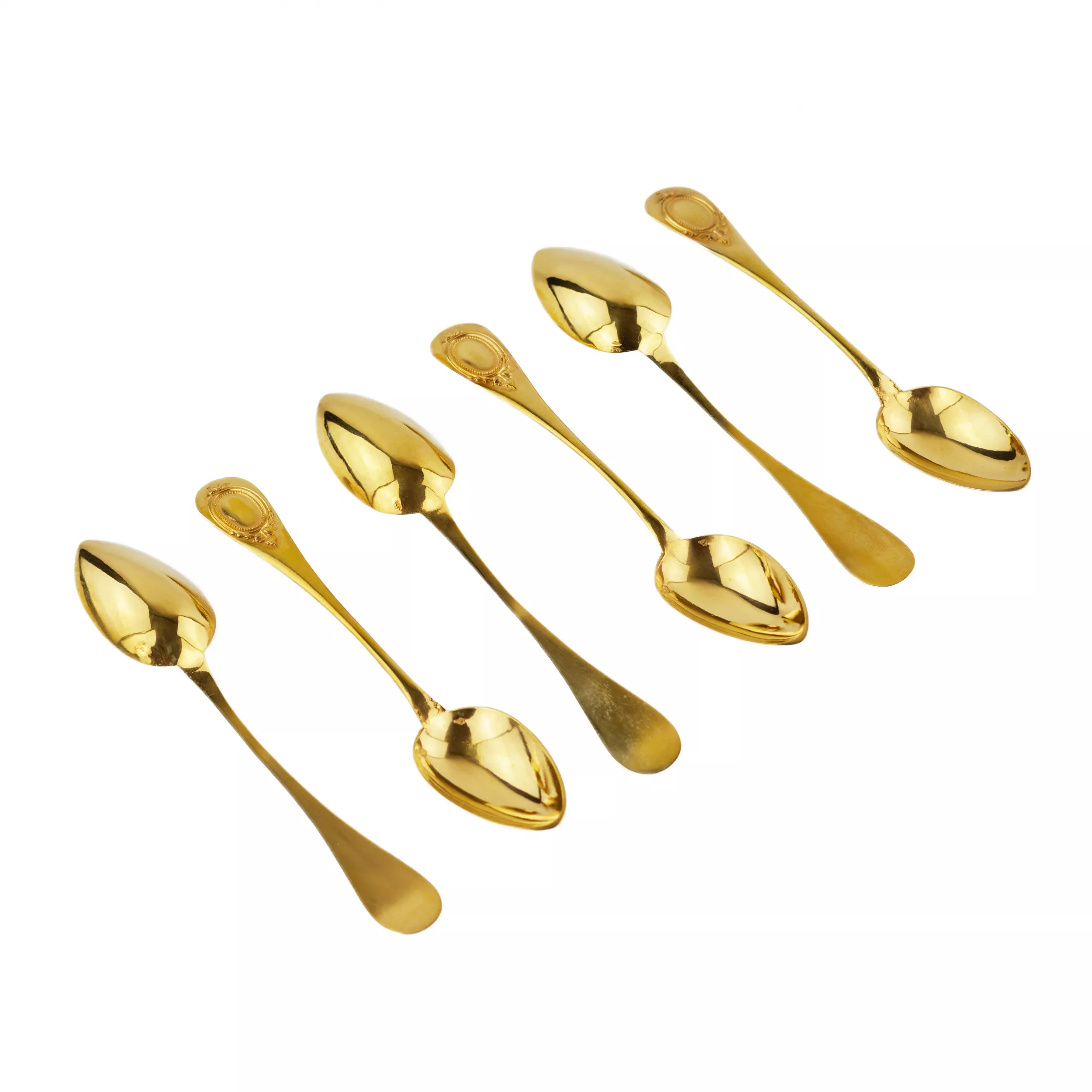 SERVICE DE SIX CUILLÈRES À THÉ EN ARGENT VERMEIL DE STYLE LOUIS XVI DANS LEUR COFFRET D`ORIGINE DE STYLE BOULLE. FRANCE. FIN DU XIXe ET DÉBUT DU XXe SIÈCLE