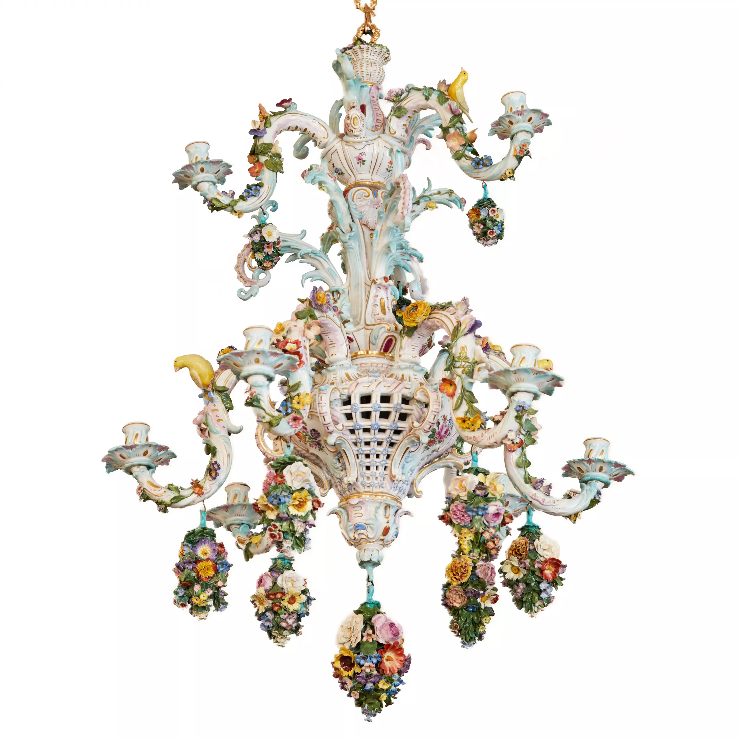 Восхитительная фарфоровая люстра Meissen 1790 г, из резиденции короля Альфонсо XIII в Биаррице.