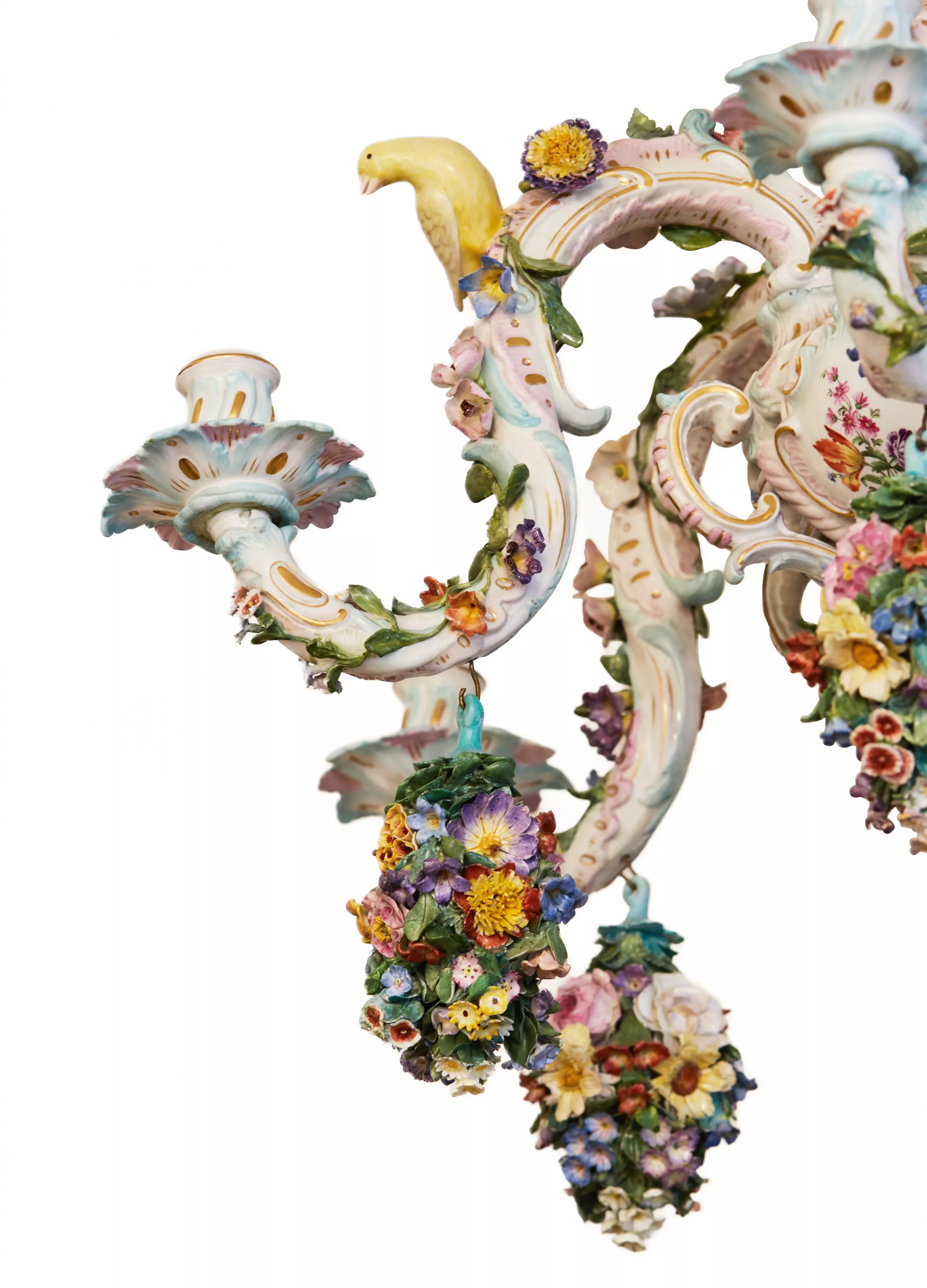 Восхитительная фарфоровая люстра Meissen 1790 г, из резиденции короля Альфонсо XIII в Биаррице.