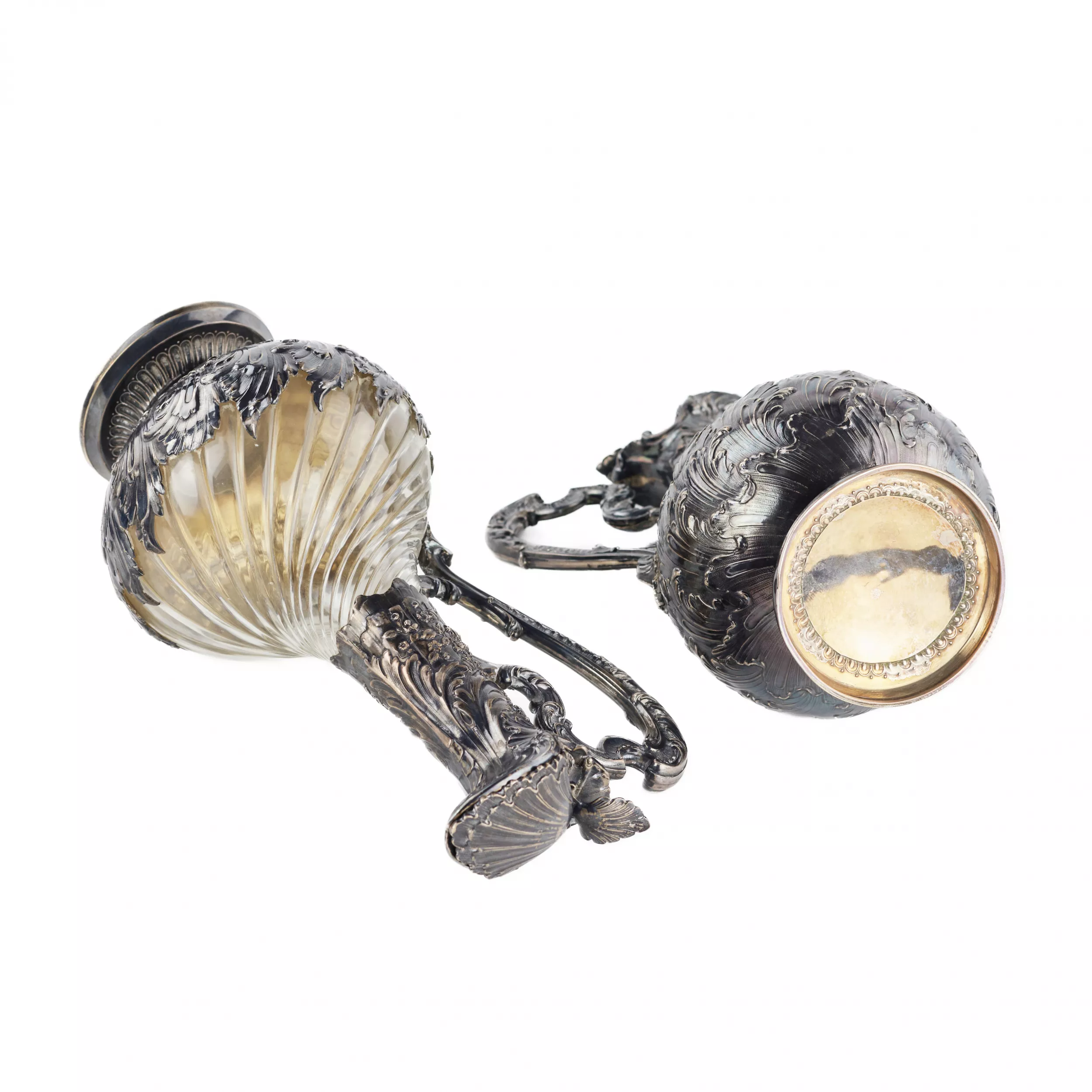 Frangière et Laroche. Paire de pichets à vin en verre français en argent des annees 1880. 