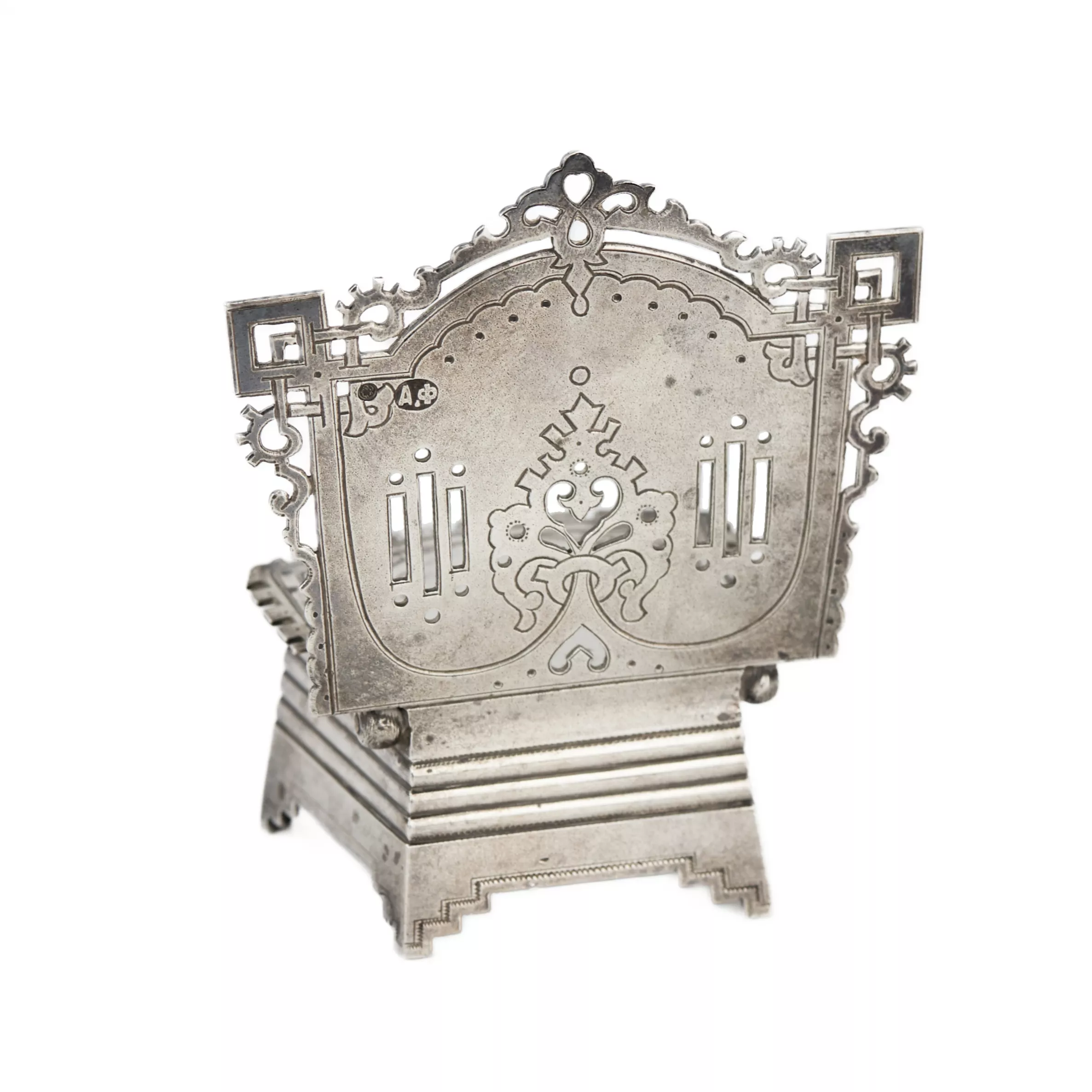 Russian silver salt cellar-throne in the neo-Russian style from the workshop of A. FULDA. Moscow. Turn of the 19th-20th century.
