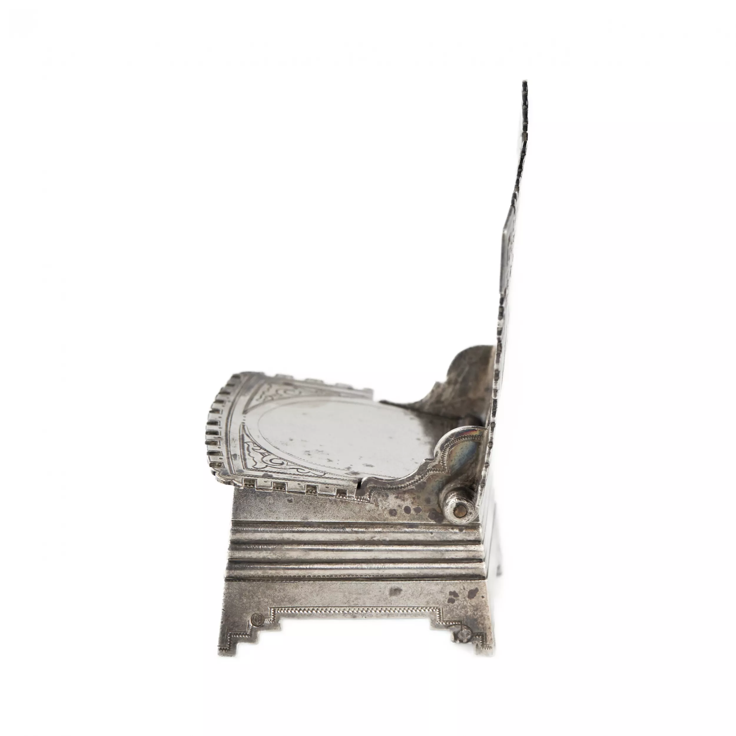 Russian silver salt cellar-throne in the neo-Russian style from the workshop of A. FULDA. Moscow. Turn of the 19th-20th century.