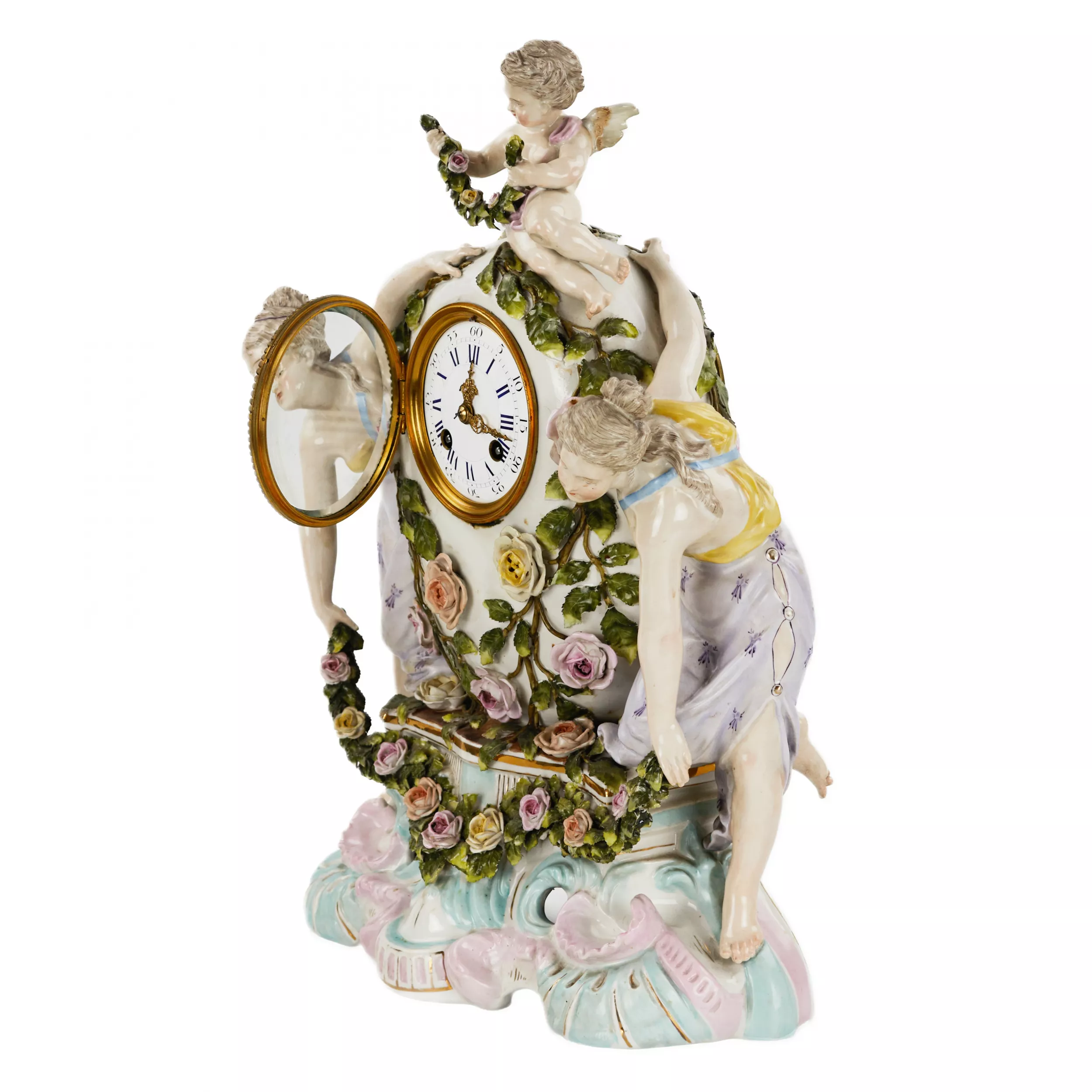 Montre en porcelaine sertie de candelabres. Sietzendorf. 1880