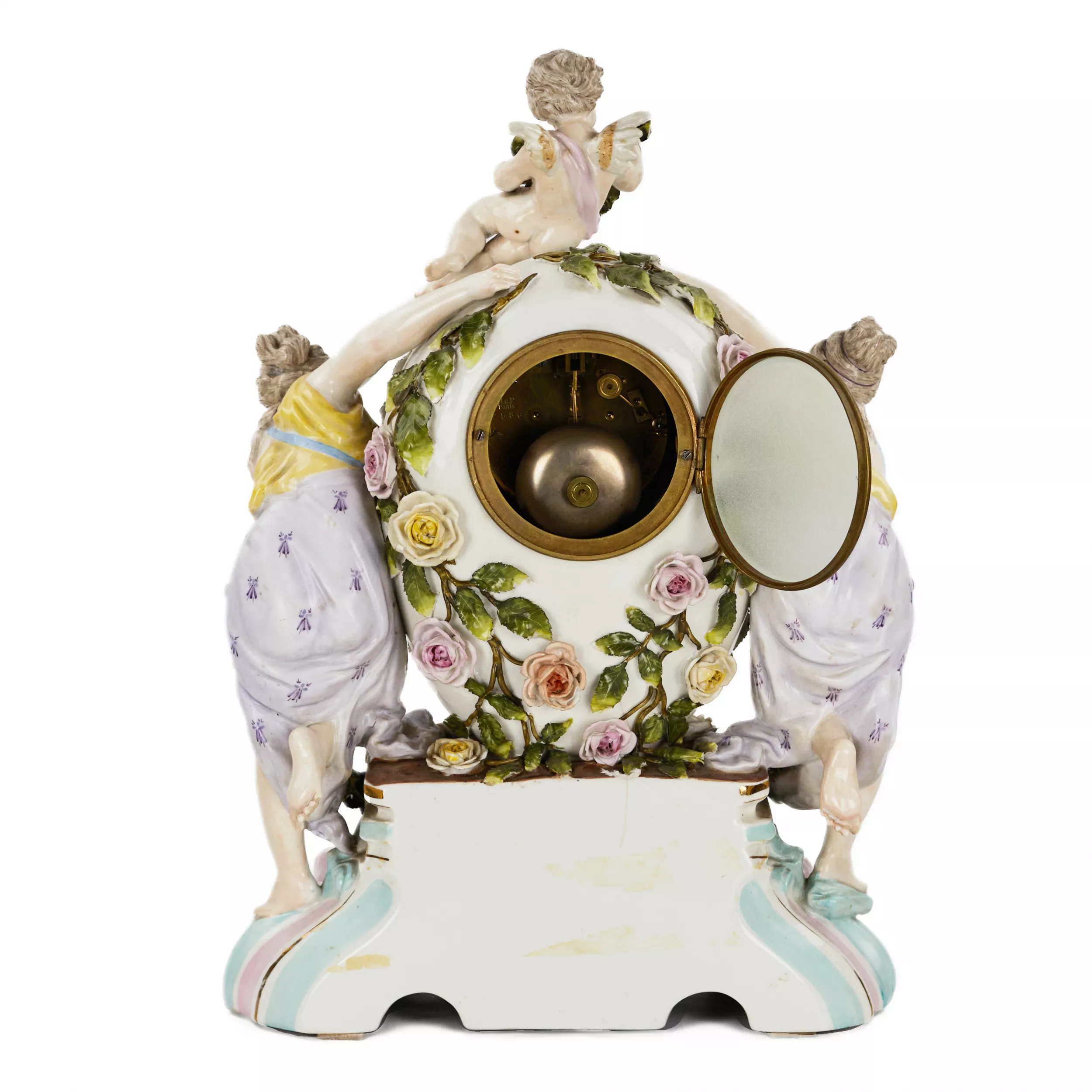 Montre en porcelaine sertie de candelabres. Sietzendorf. 1880