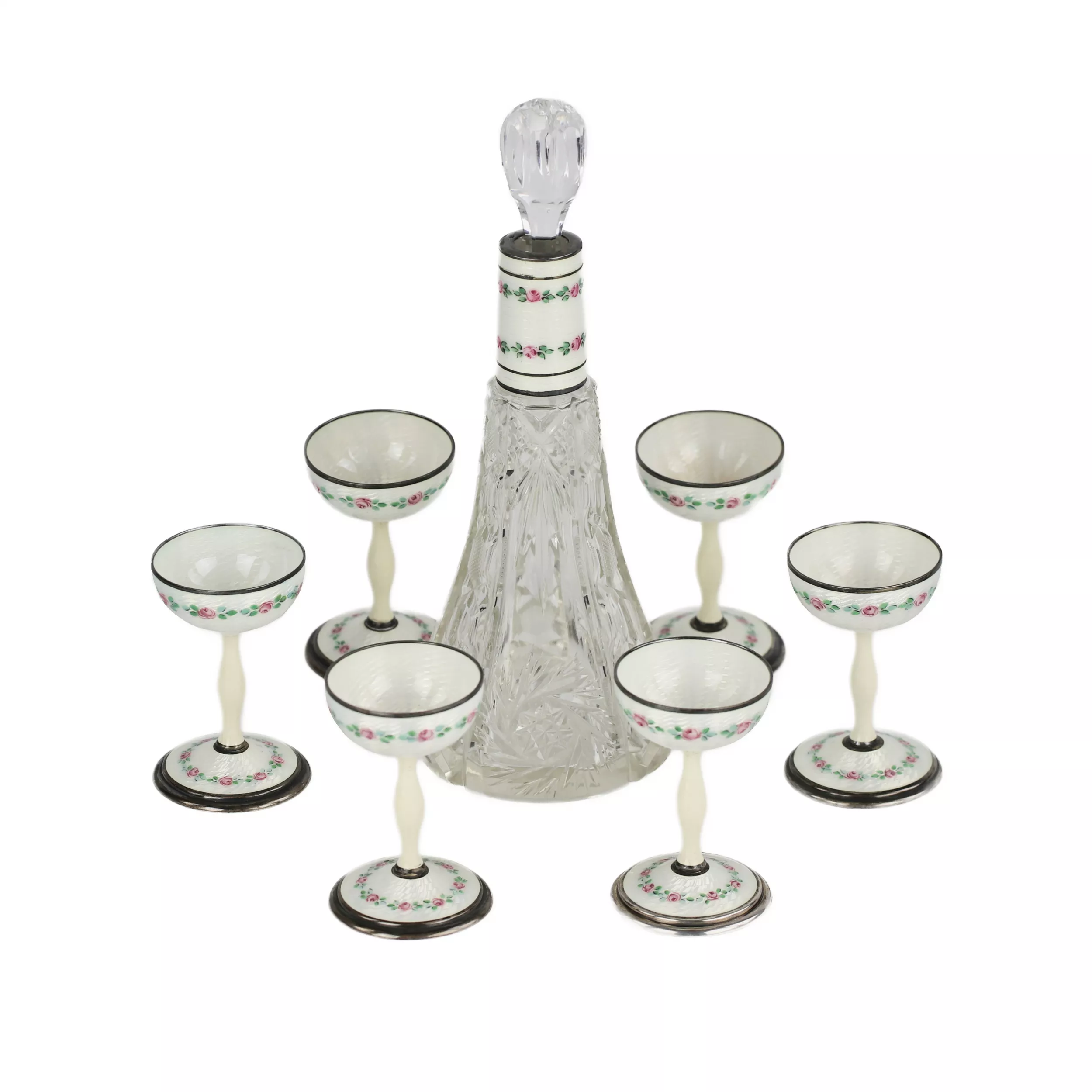 Service à liqueur pour six personnes en cristal argente et email guilloche. Debut du 20ème siècle.