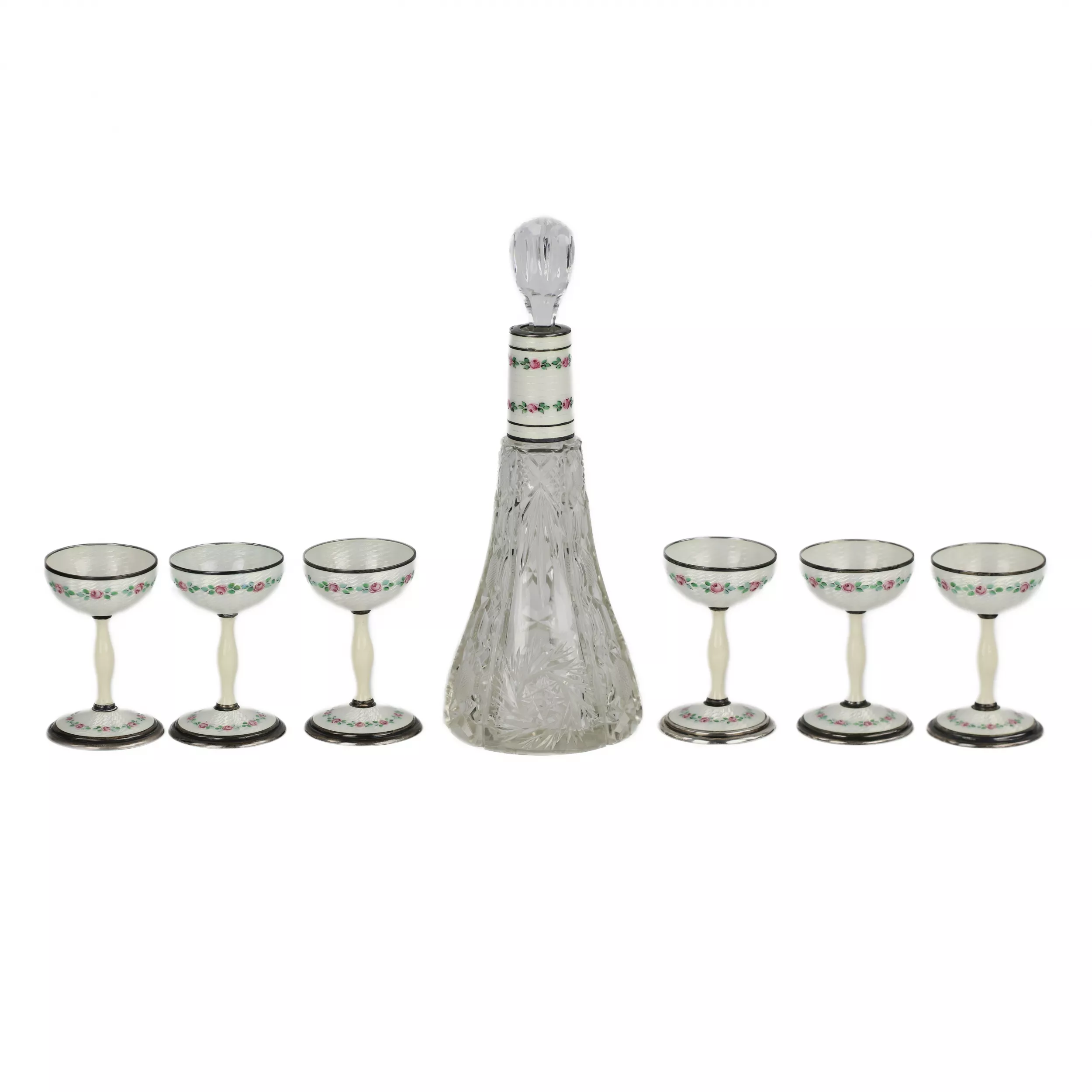 Service à liqueur pour six personnes en cristal argente et email guilloche. Debut du 20ème siècle.