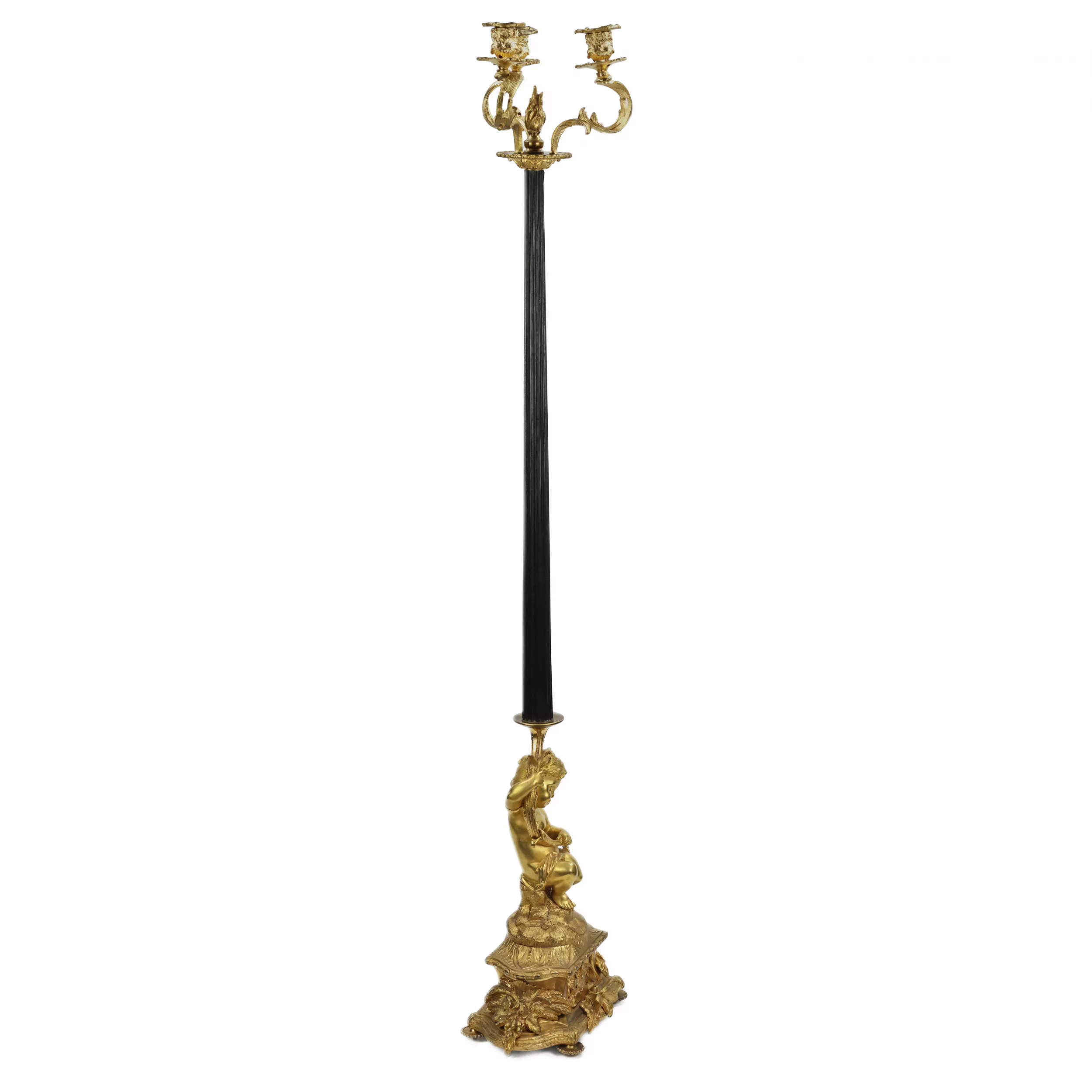 Bronze floor lamp with the figure of Putti. France. 19th century.