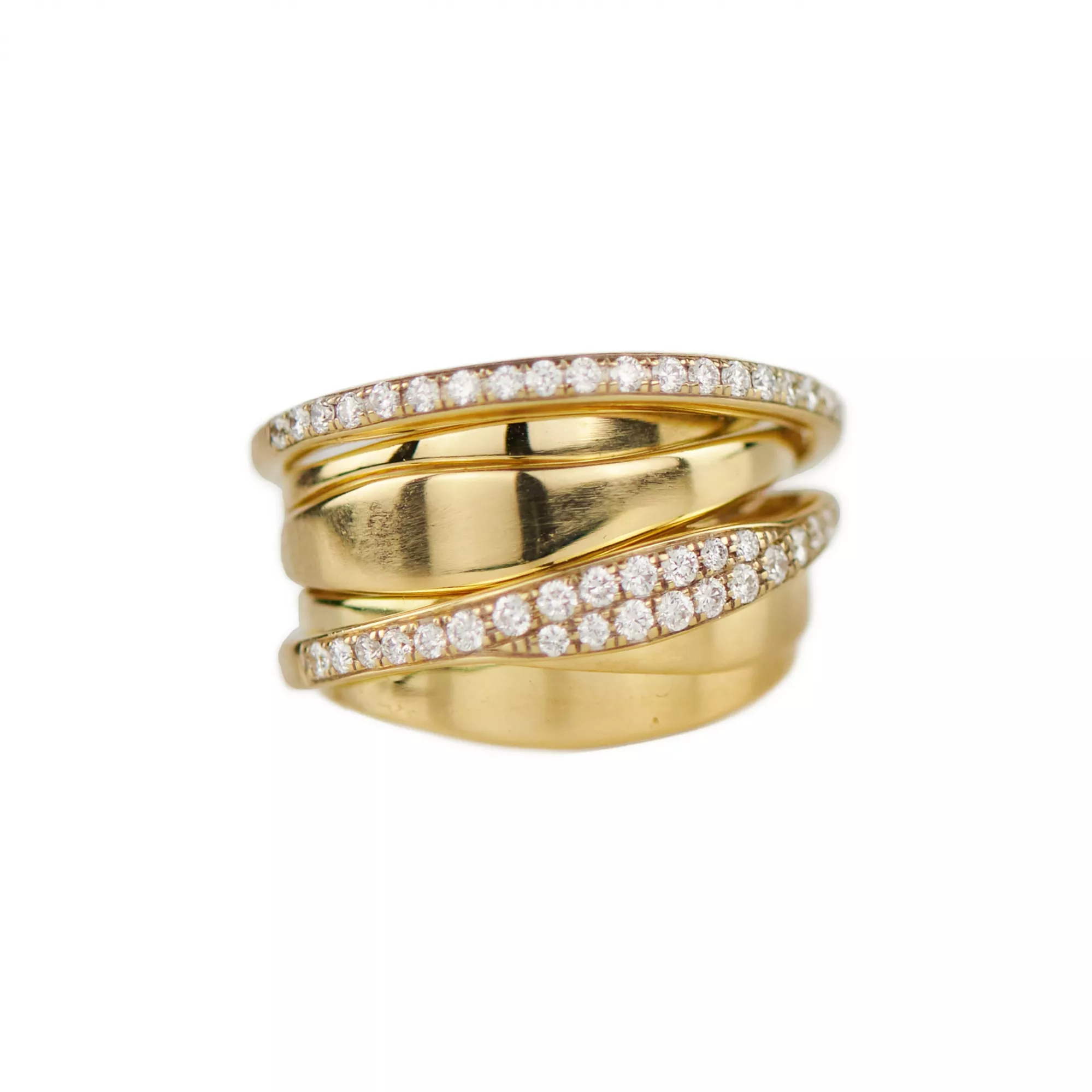 Gold ring with diamonds. 