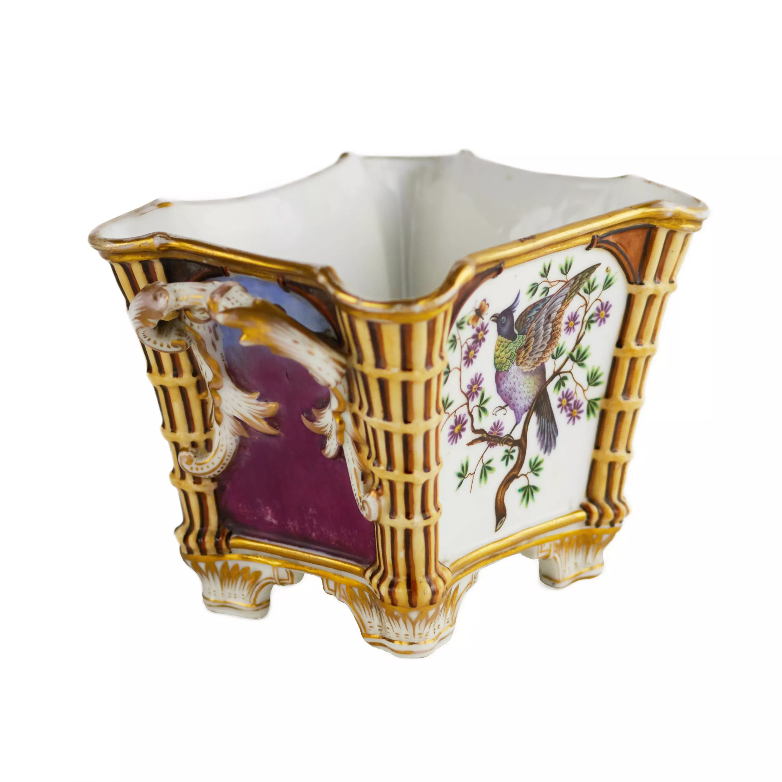 Pot de fleurs en porcelaine de l usine Miklashevsky. Russie Milieu du XIXe siècle.