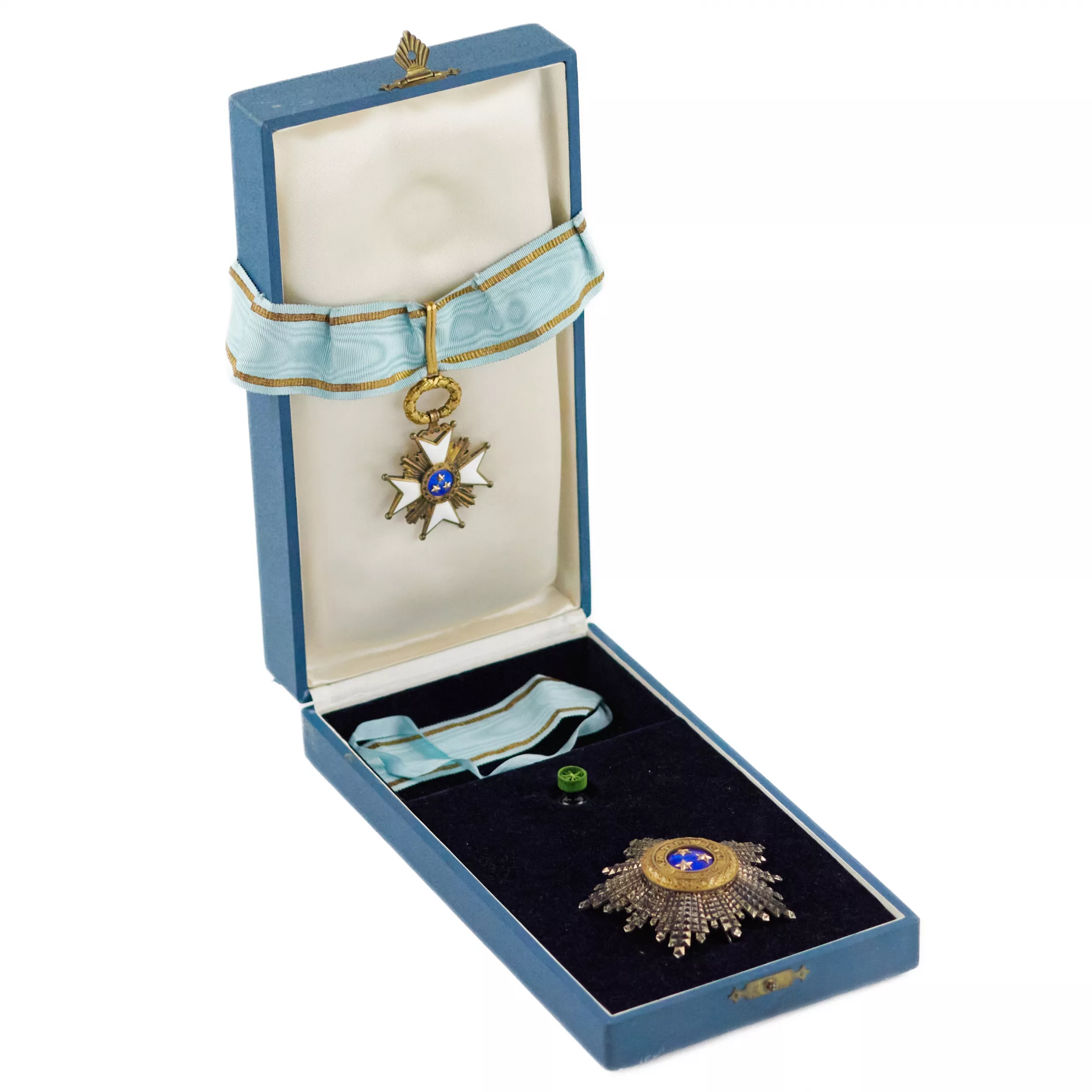 ORDER OF THE THREE STARS OF LATVIA, SECOND CLASS, IN ITS ORIGINAL CASE. F.W. MÜLLER, RIGA. 1920s–1930s